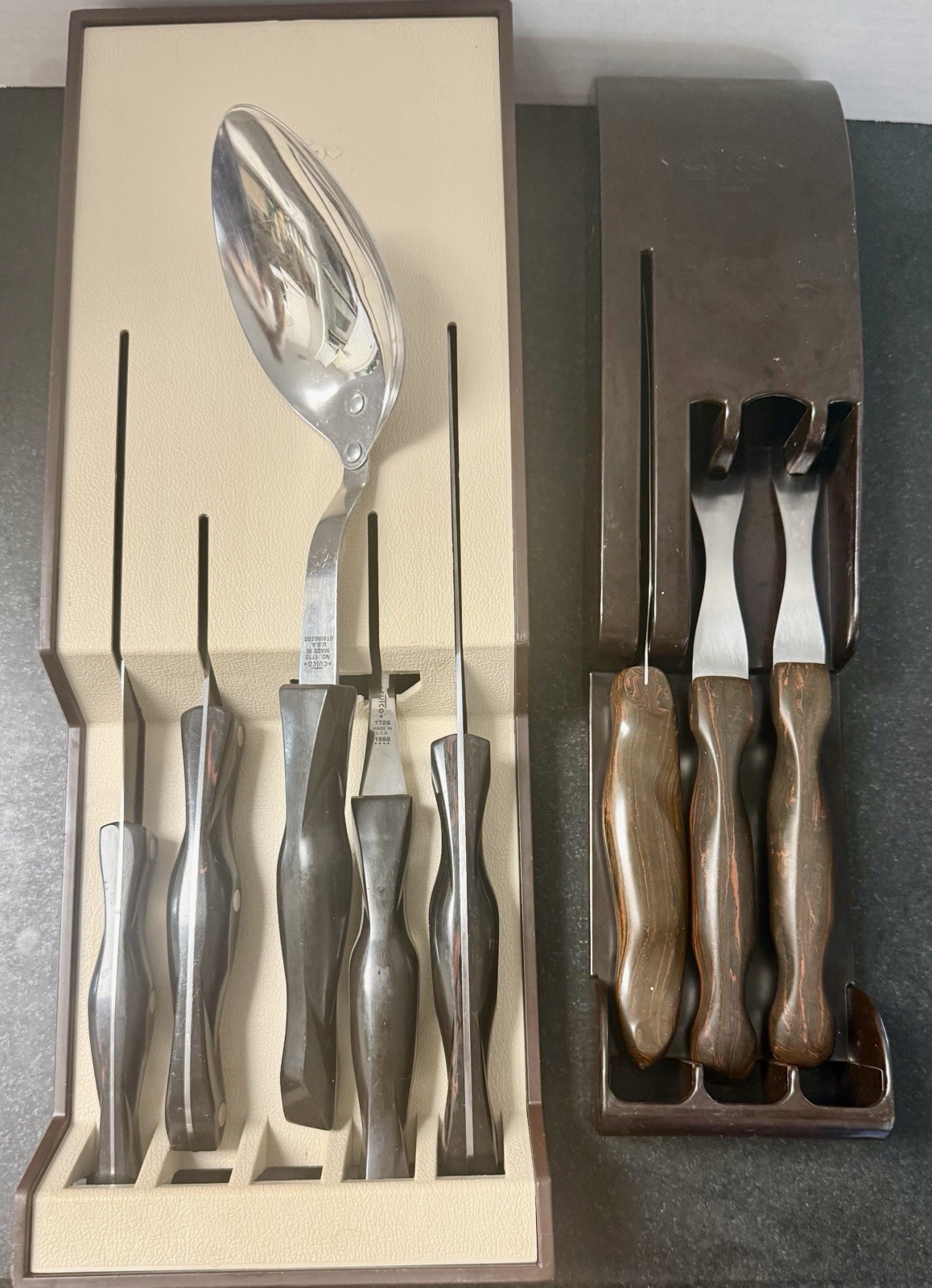 Vintage Cutco Knife & Utensil Set with 2 Storage Holders Bakelite USA 10 Pc Vintage Cutco Knife & Utensil Set with 2 Storage Holders Bakelite USA 10 Pc