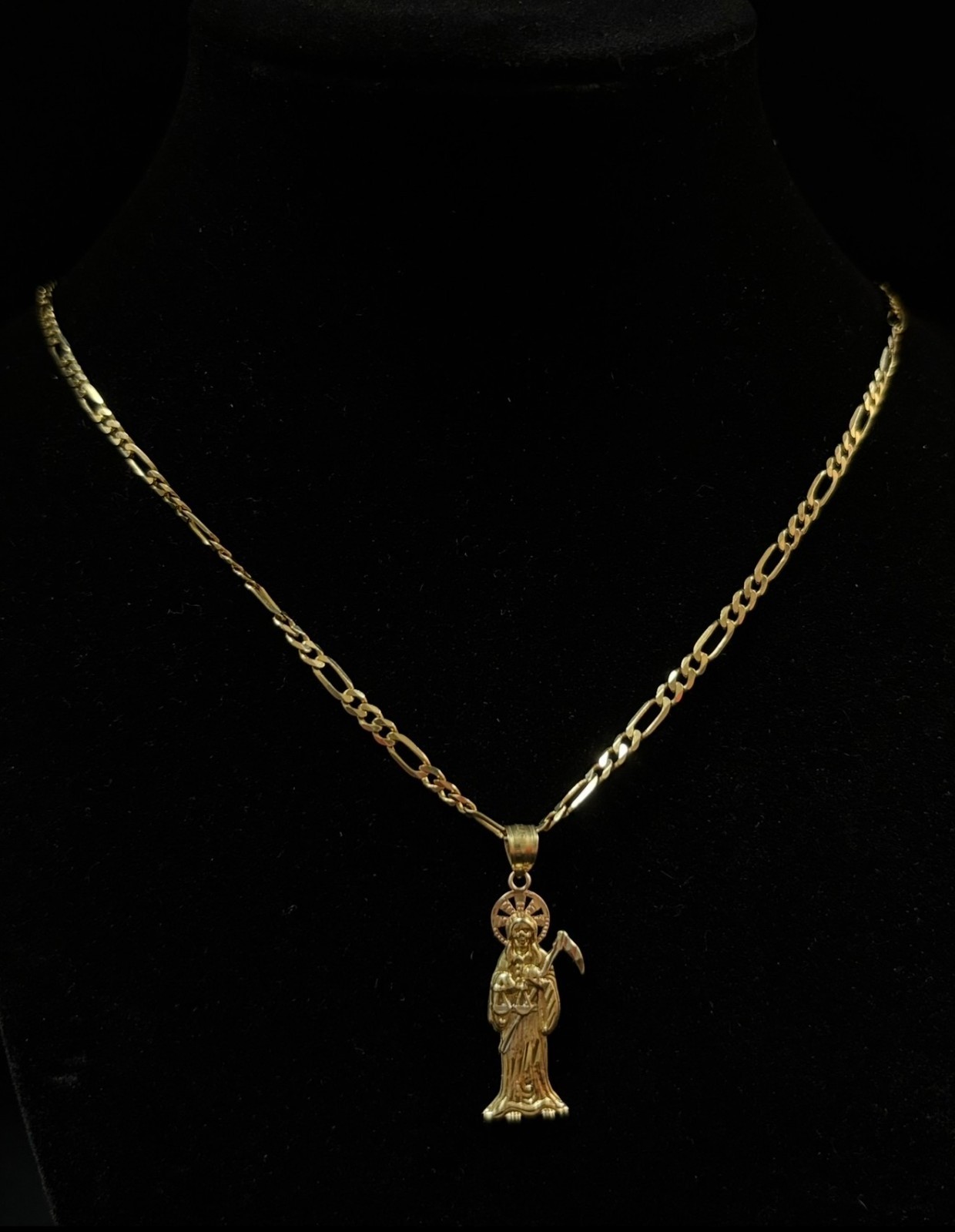 14K Yellow Gold Figaro Chain Necklace with Two-Tone Santa Muerte Pendant – 10.9g