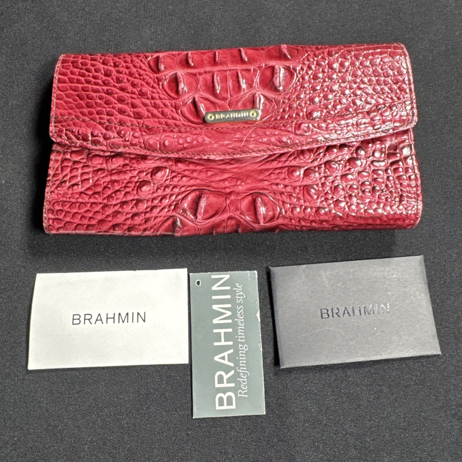 New Brahmin Soft Checkbook Tri-fold Wallet Regal Red Melbourne (Rare Color) New Brahmin Soft Checkbook Tri-fold Wallet Regal Red Melbourne (Rare Color)