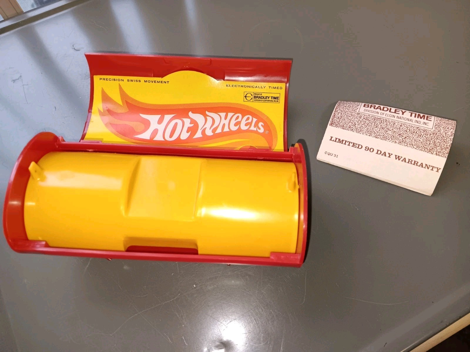VTG 1970\'s Mattel Hot Wheels Redline Watch CASE ONLY..htf Hot Wheels Watch Case VTG 1970\'s Mattel Hot Wheels Redline Watch CASE ONLY..htf Hot Wheels Watch Case