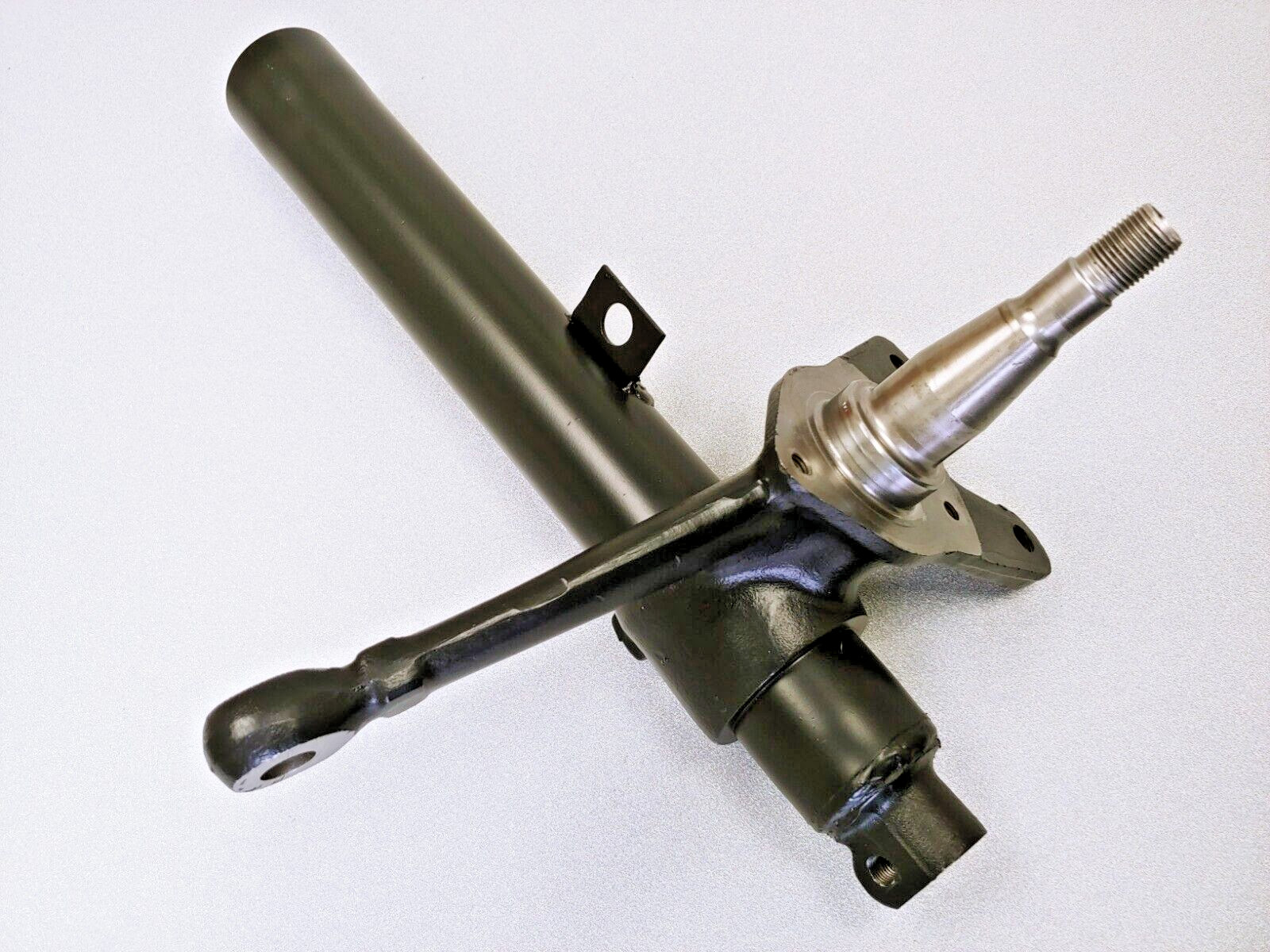 VERY NICELY RESTORED ORIGINAL PORSCHE 914 RIGHT FRONT STRUT HOUSING 1970-72