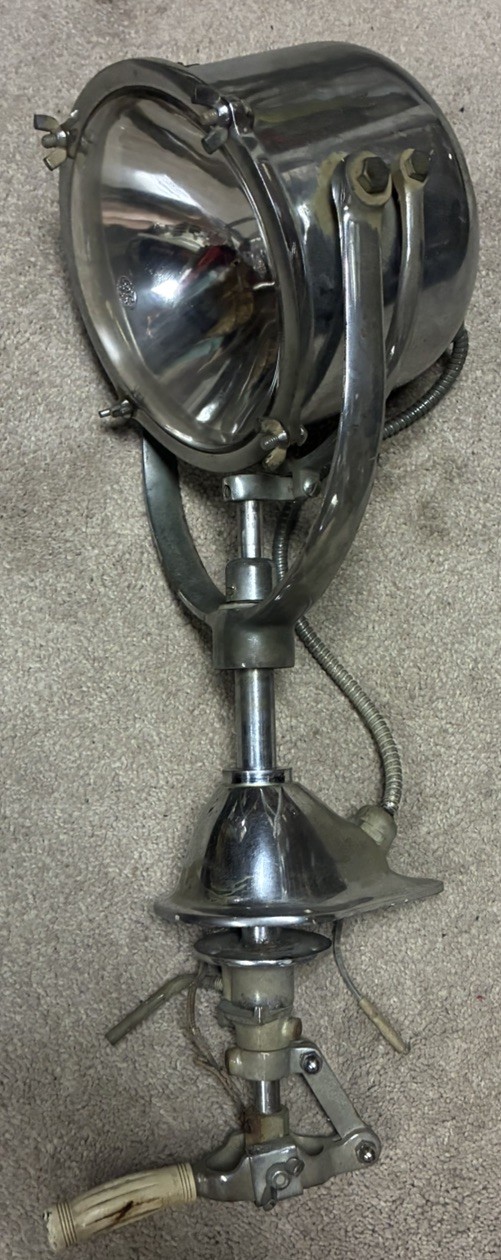VINTAGE MARINE SPOTLIGHT NAUTICAL search light hotrod handle mount one mile VINTAGE MARINE SPOTLIGHT NAUTICAL search light hotrod handle mount one mile