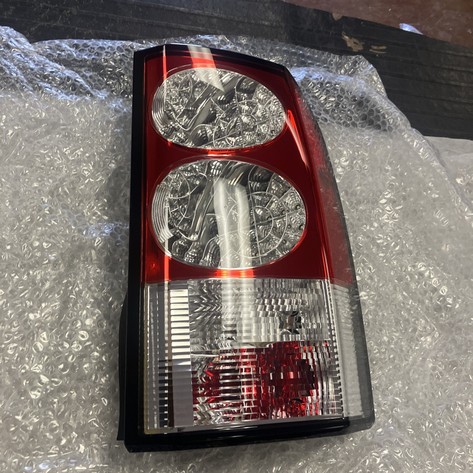 LR036164 2010-2013 LR4 Right Taillight Assembly Genuine New LR036164 2010-2013 LR4 Right Taillight Assembly Genuine New