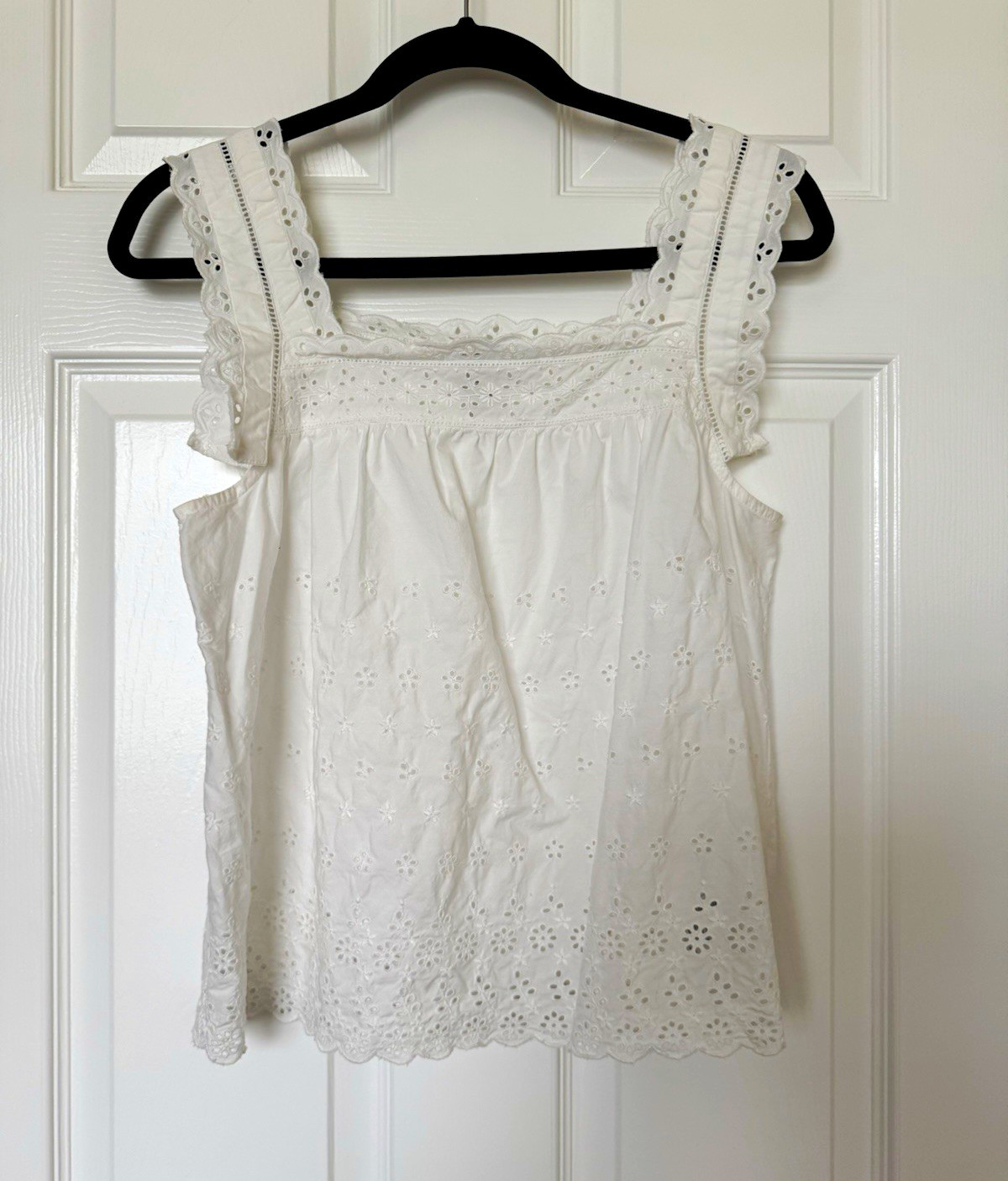 GAP x DOEN White Cotton Eyelet Ruffle Embroidered Square Neck Tank Cami XS GAP x DOEN White Cotton Eyelet Ruffle Embroidered Square Neck Tank Cami XS