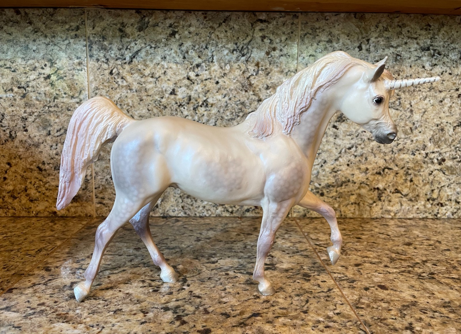 Breyer My Favorite Horse, Mystical Unicorn 1413 Retired Used Breyer My Favorite Horse, Mystical Unicorn 1413 Retired Used