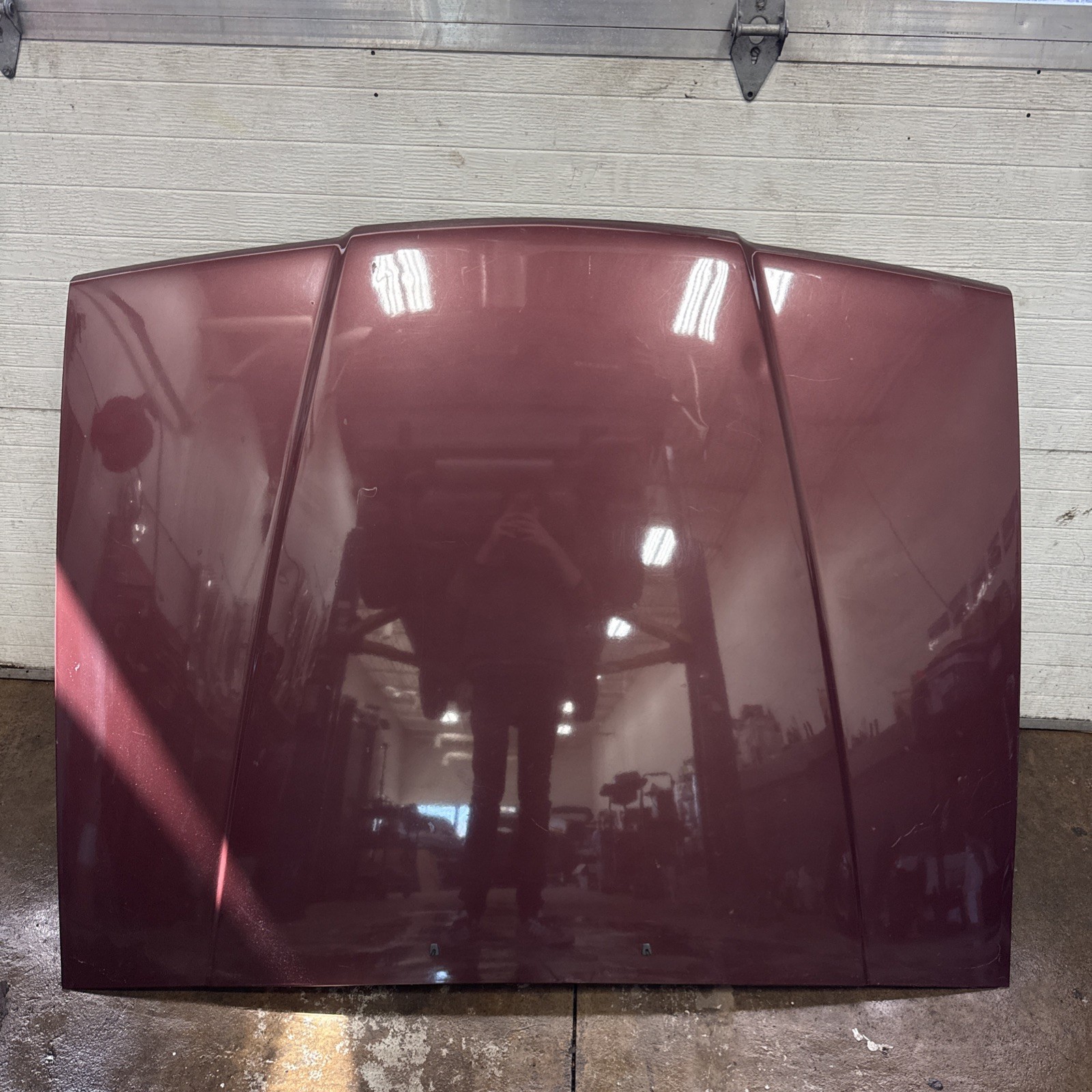 1989-1995 Volvo 740 940 Sedan Hood Panel Engine Bonnet Cover 1989-1995 Volvo 740 940 Sedan Hood Panel Engine Bonnet Cover