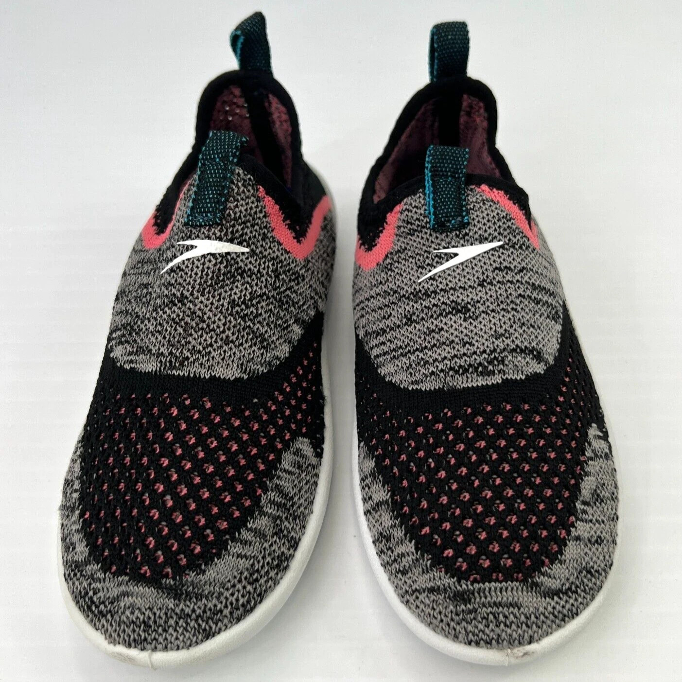 SPEEDO Junior Girls Original Surfwalker Shoes Lg 4-5 Gray/Black/Pink Brand New