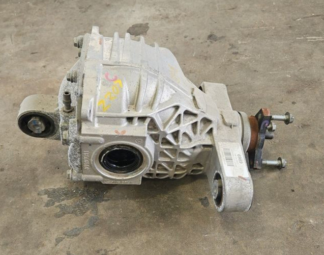 2010-2015 Chevy Camaro  Rear Differential Axle Carrier OEM