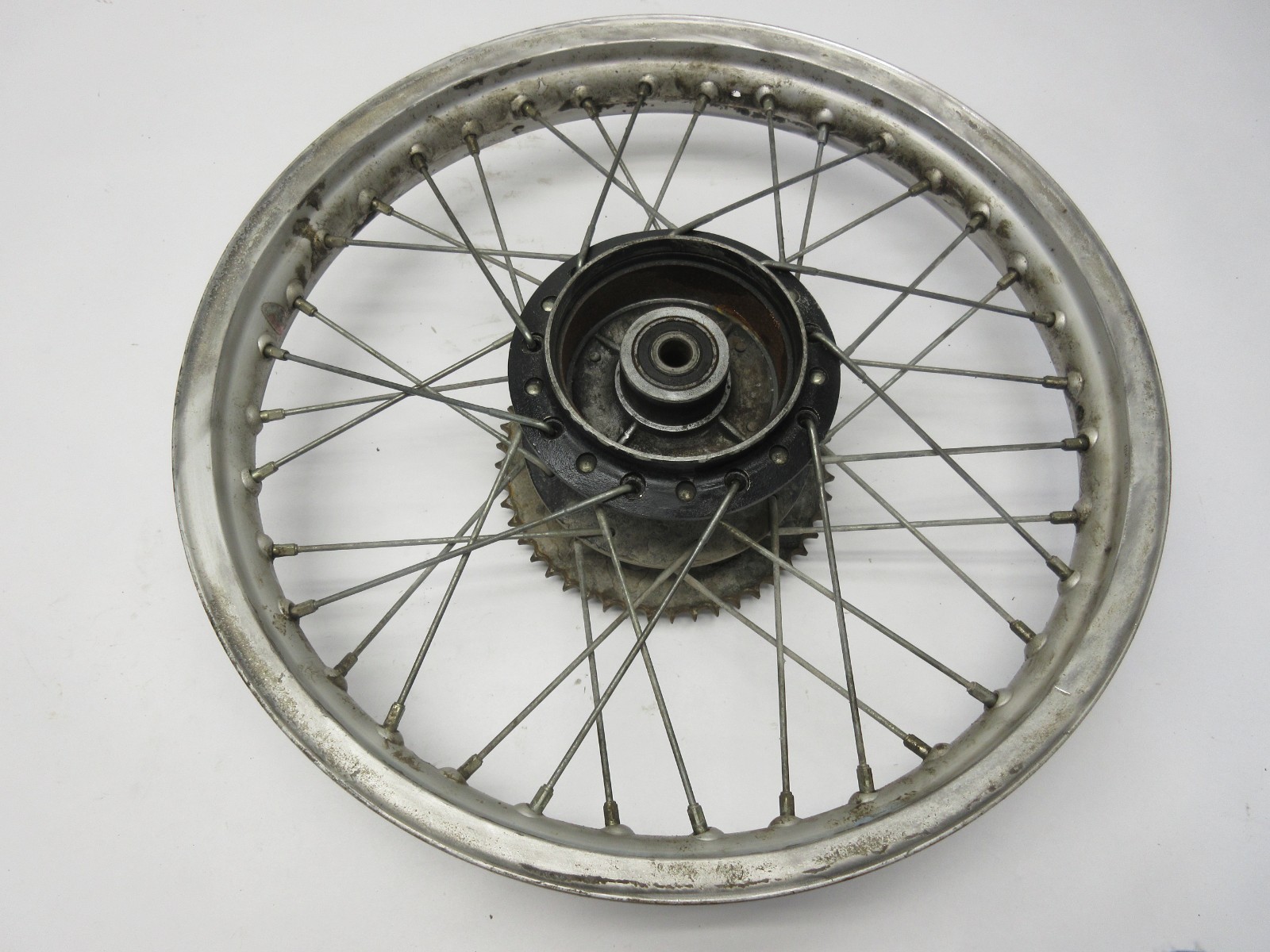 1985 Honda XR200 XR 200 R rear wheel
