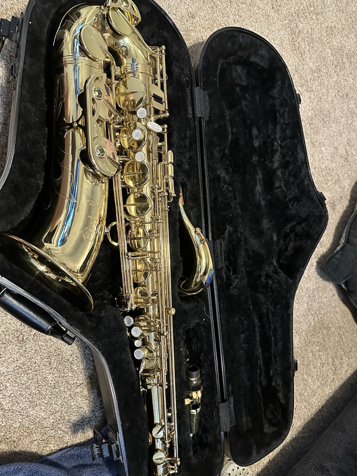 Selmer paris Super Action 80 Series ii Tenor Saxophone with Case