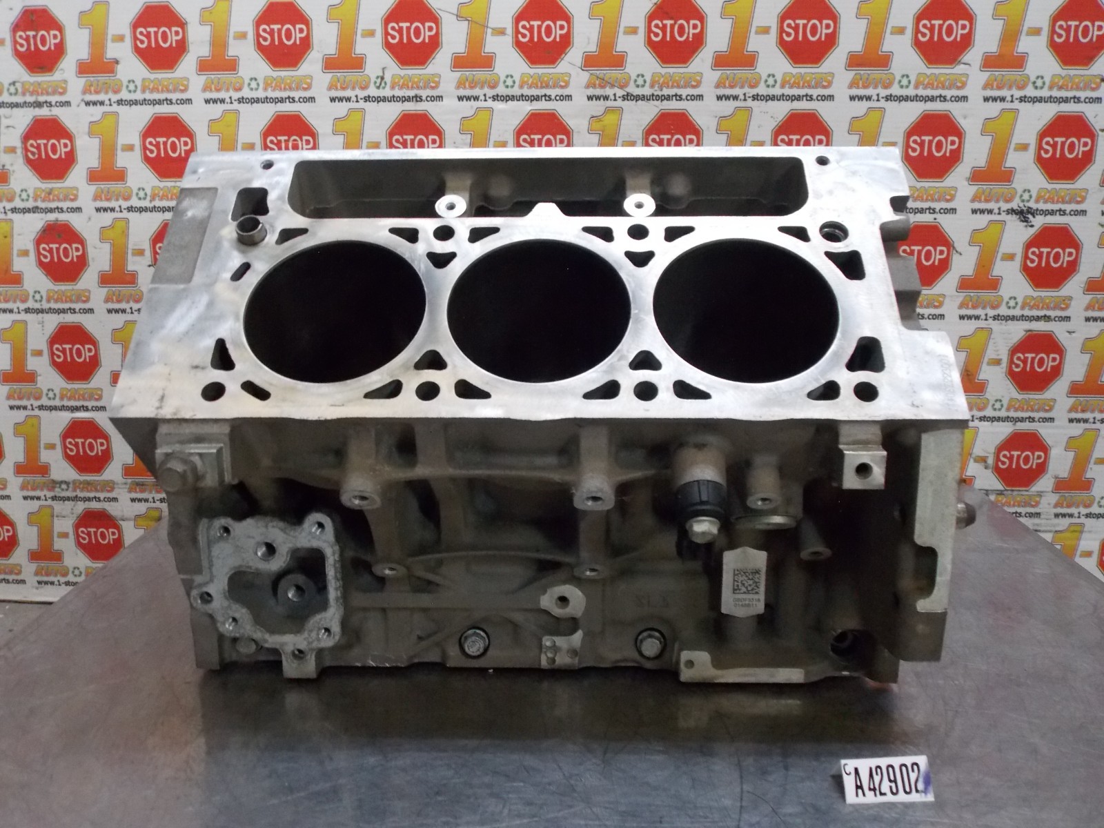 14-18 CHEVROLET SILVERADO 1500 4.3L ENGINE CYLINDER BLOCK ASSEMBLY 12657117 OEM