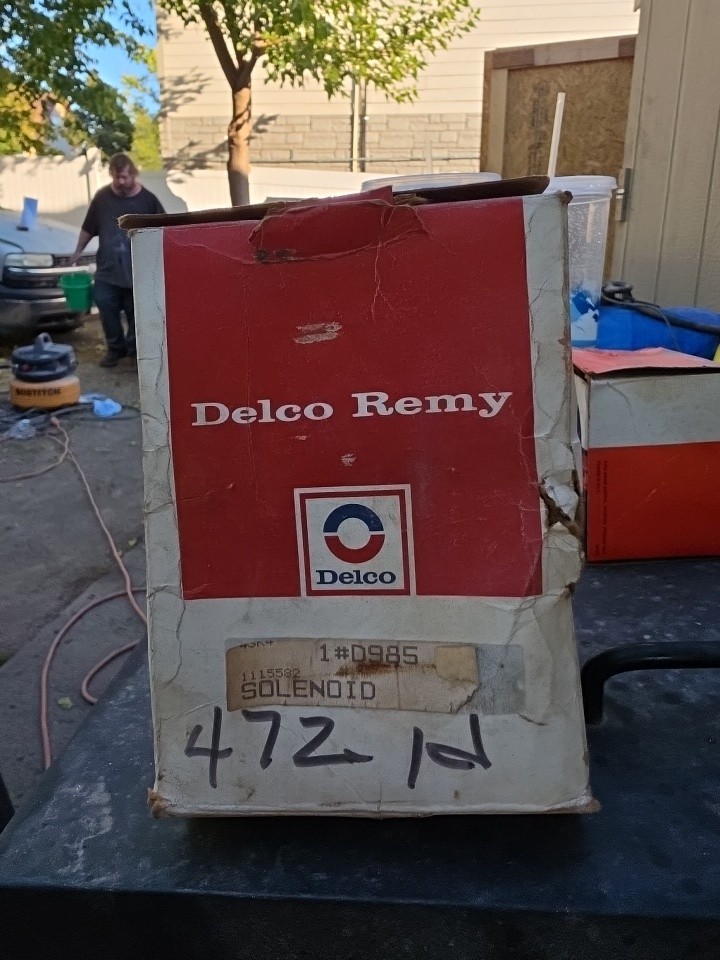 vintage Delco Remy starter solenoid box (Part No. 1115582 / D985).