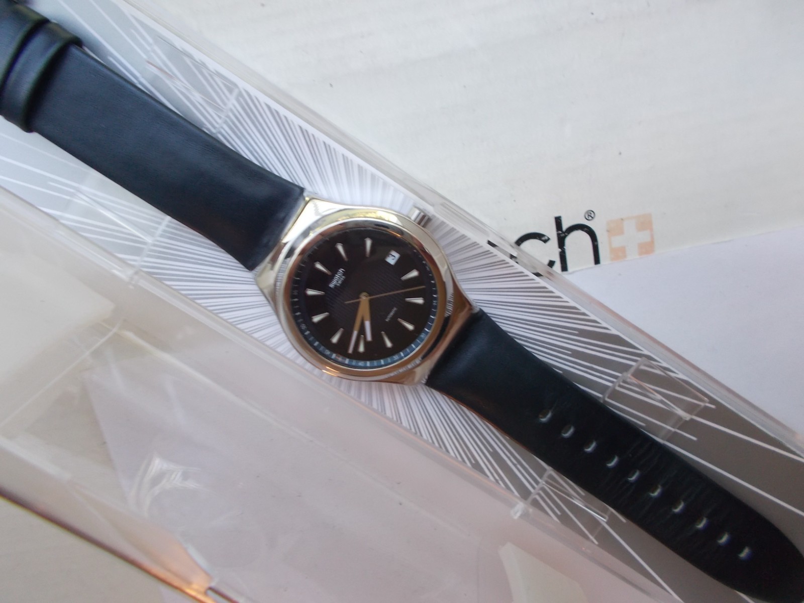 IRONY SISTEM 51  SWATCH  \