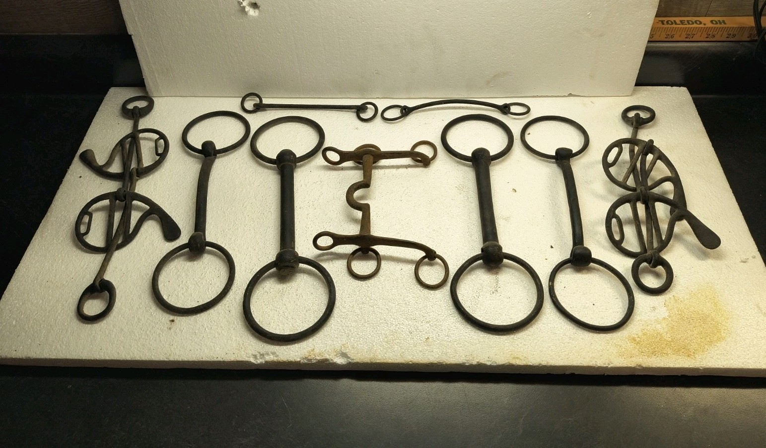 Western Horse Bits Lot (9 pcs) – Snaffle & Curb Bits – Steel/Iron – Tack Vintage Western Horse Bits Lot (9 pcs) – Snaffle & Curb Bits – Steel/Iron – Tack Vintage