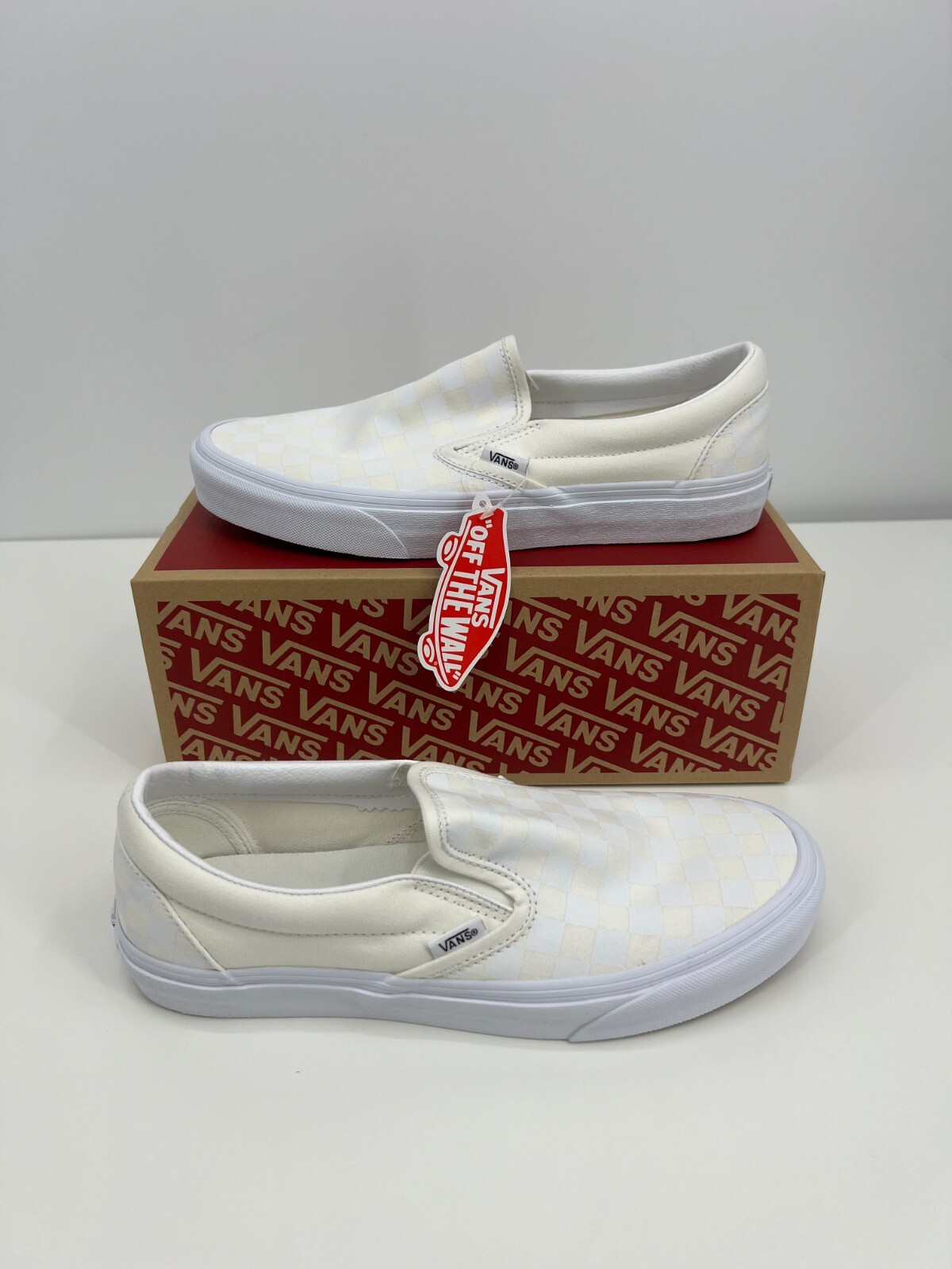 Vans Classic Checkerboard Slip-On True White Men's / Women's NEW - Pick Size Vans Classic Checkerboard Slip-On True White Men's / Women's NEW - Pick Size