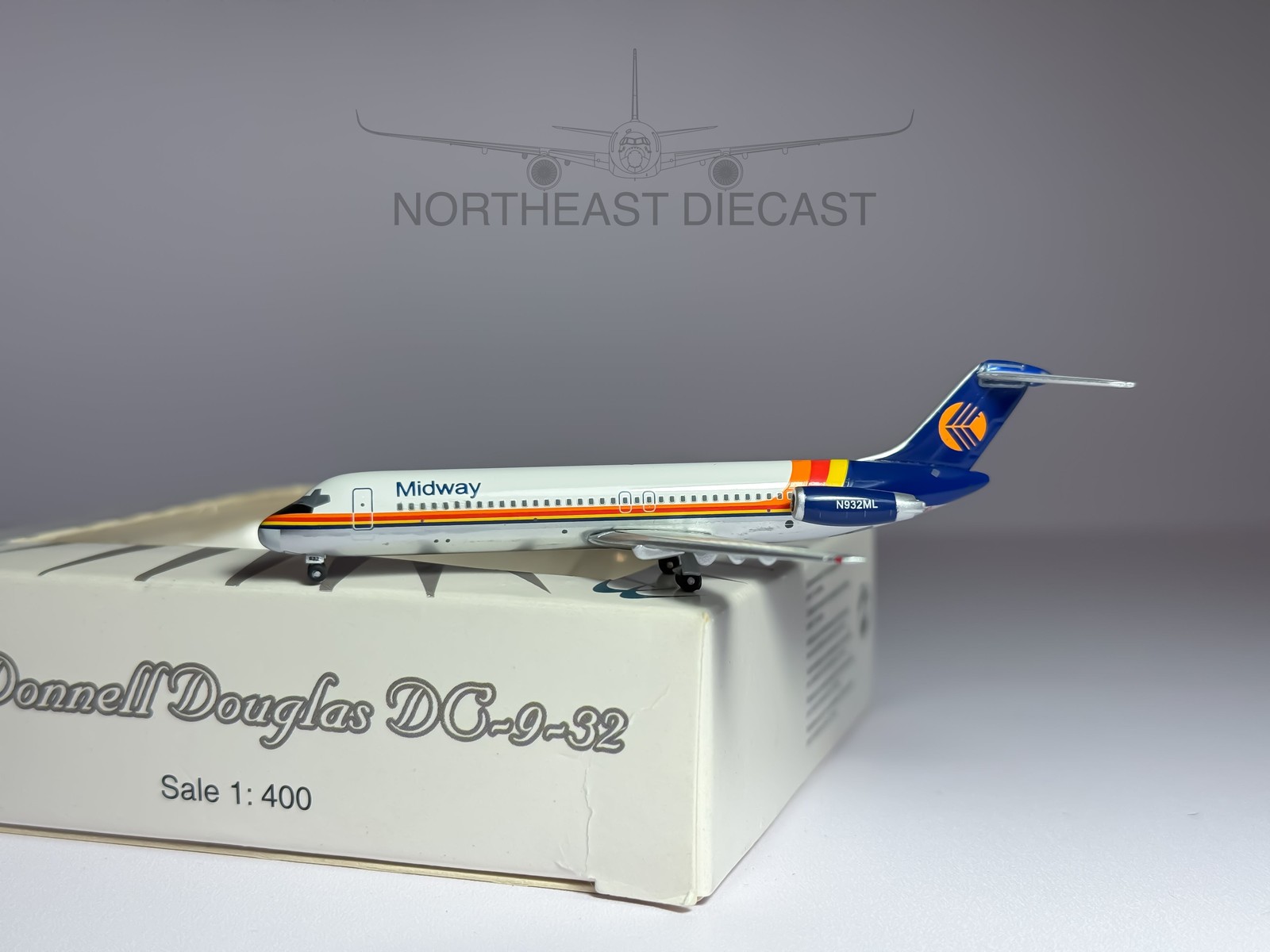 1:400 Net Models Midway Airlines Douglas DC-9-30 N932ML