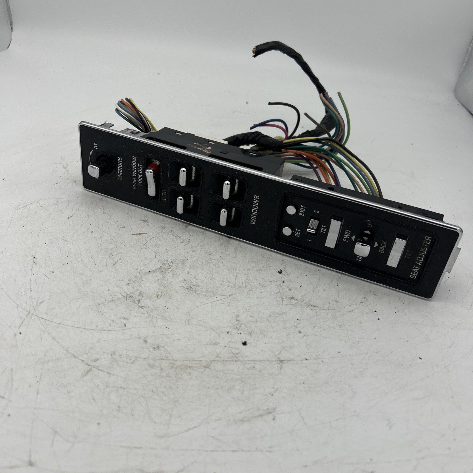 1993-1996 Cadillac Fleetwood Left Front Window Switch