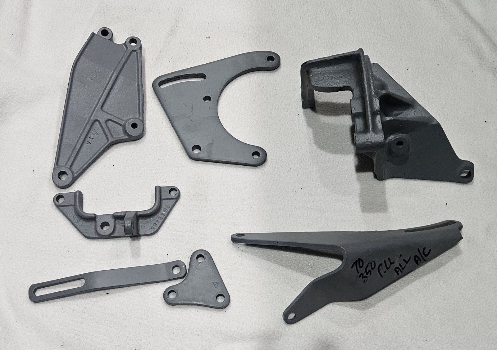 CHEVROLET A/C COMPRESSOR BRACKETS SMALL BLOCK 283 327 350