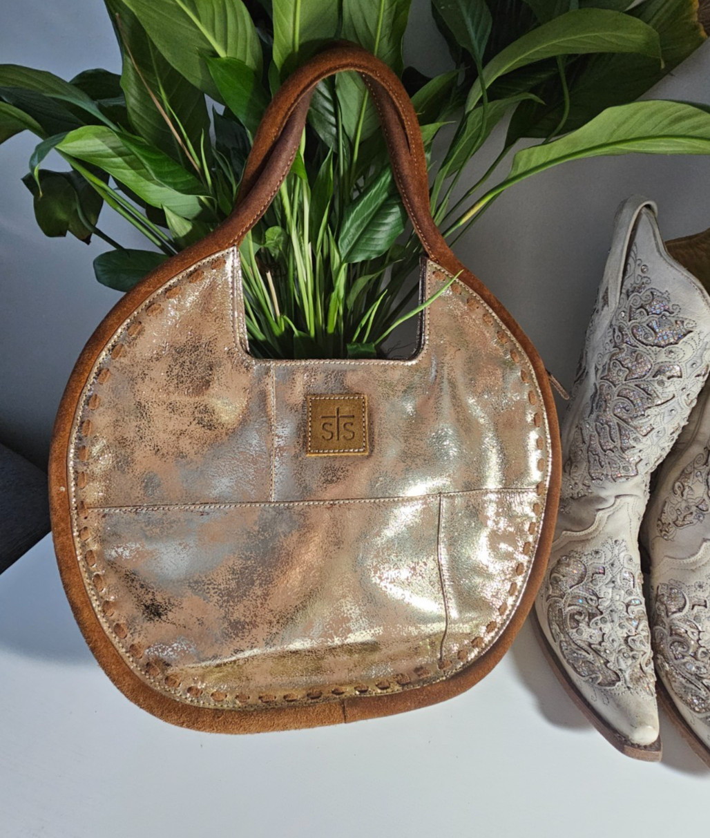 STS Ranchwear Flaxen Roan Dolly Gold Leather Concealed Carry Hobo Purse Bag STS Ranchwear Flaxen Roan Dolly Gold Leather Concealed Carry Hobo Purse Bag