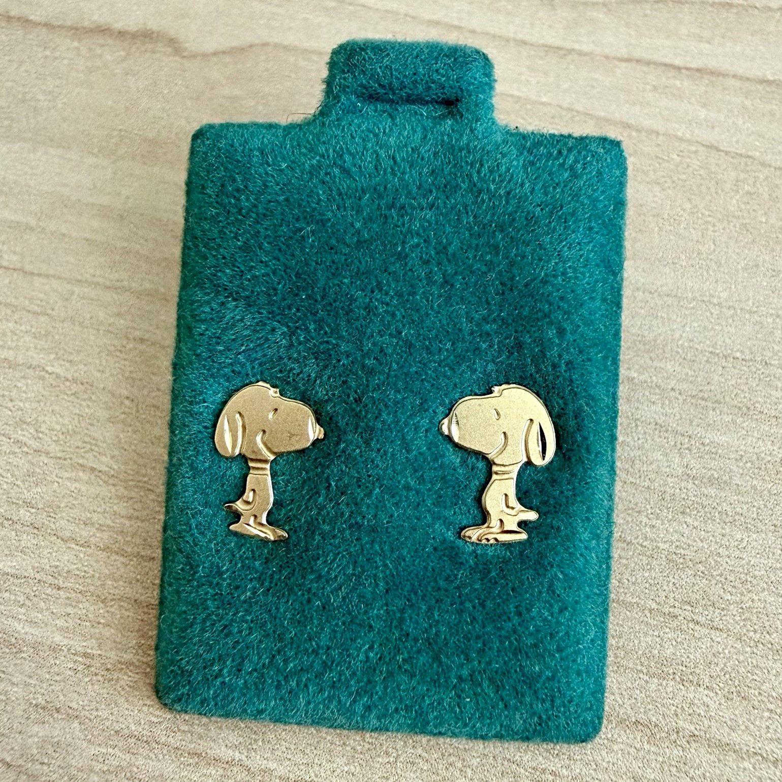 RARE Vintage 14K solid yellow gold Snoopy stud earrings by Michael Anthony