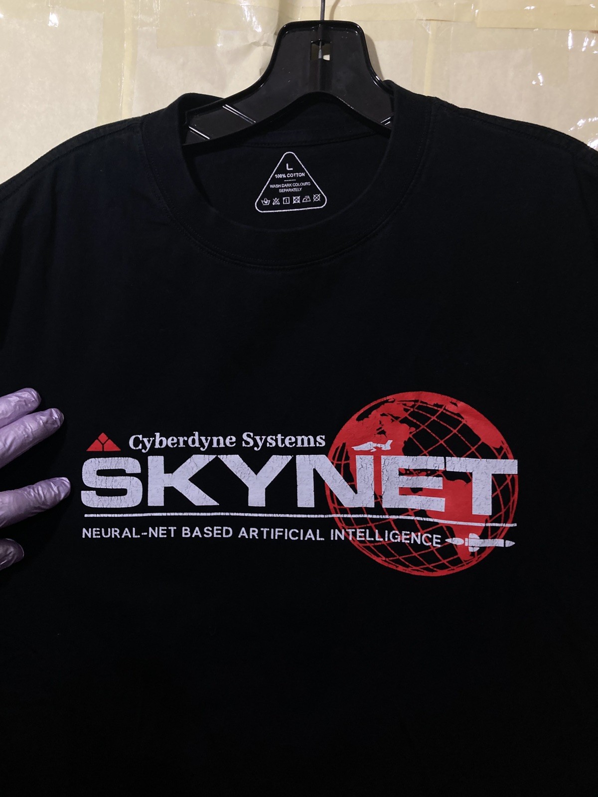 SKYNET — CYBERDYNE SYSTEMS Unisex T Shirt;  LARGE;  Black; PreOwned & Very Good 