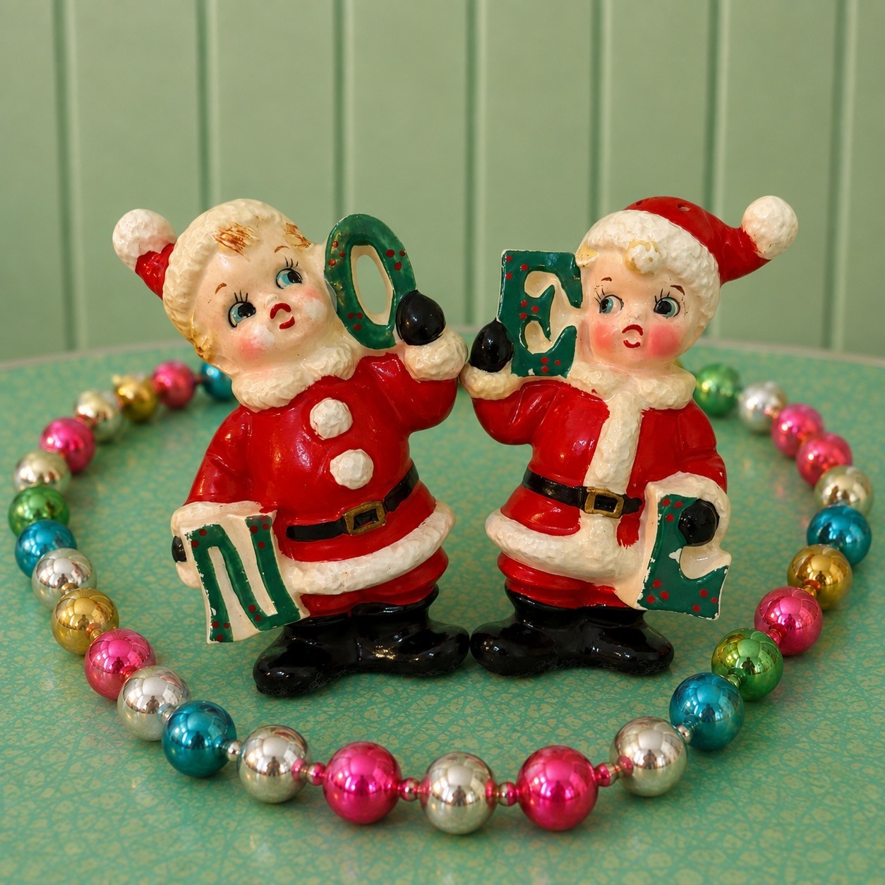 Vintage Atlas Japan Christmas Noel Santa Claus Pixie Elf Salt and Pepper Shakers