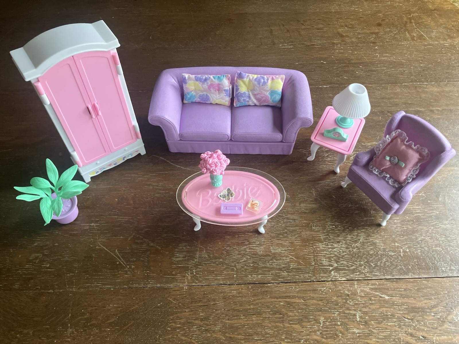 Vintage 1996/97 Barbie Folding Pretty Living Room Furniture Set PURPLE