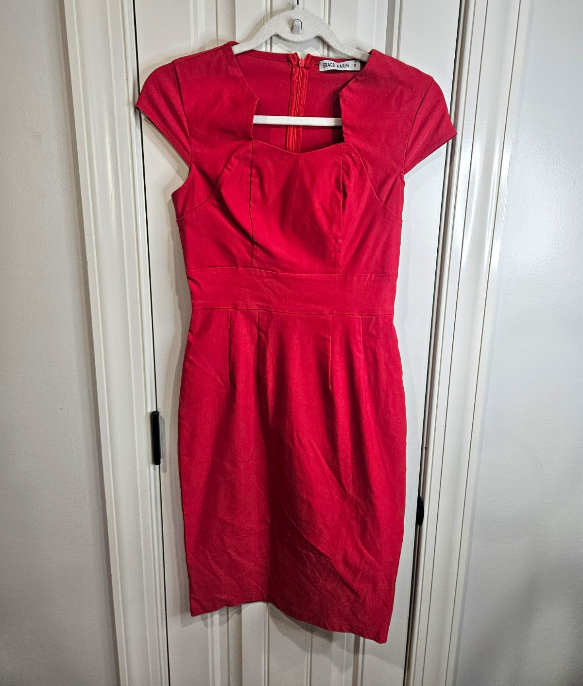 Grace Karin Women\'s Red Sheath Dress, Cap Sleeve Cutout Neckline, Size M Grace Karin Women\'s Red Sheath Dress, Cap Sleeve Cutout Neckline, Size M