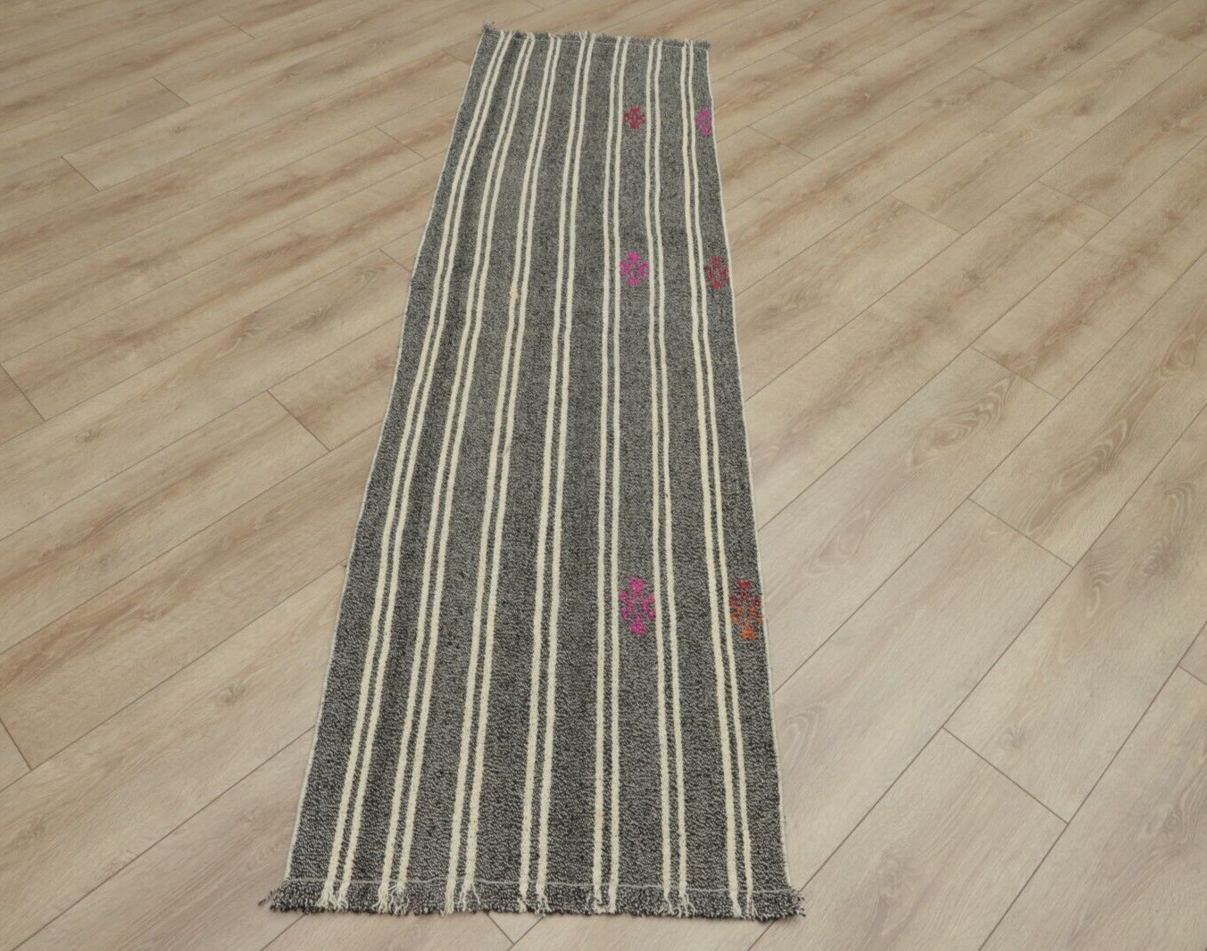 Vintage Gray Runner Rug Anatolian Hand Knotted Tribal Ethnic Kilim Carpet 2x7ft