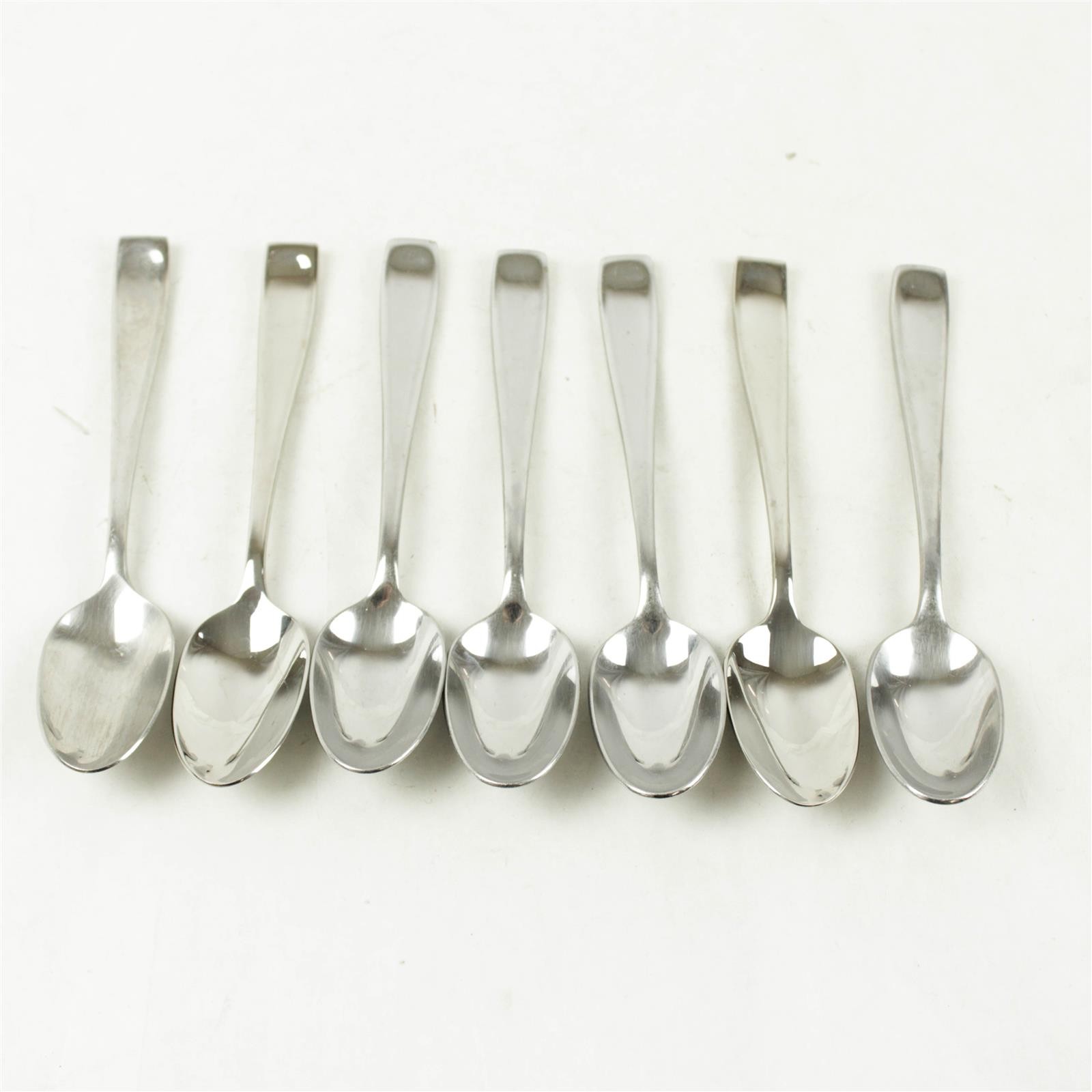Lot of 7 Oneida MODA Stainless Oval Soup Spoons Lot of 7 Oneida MODA Stainless Oval Soup Spoons