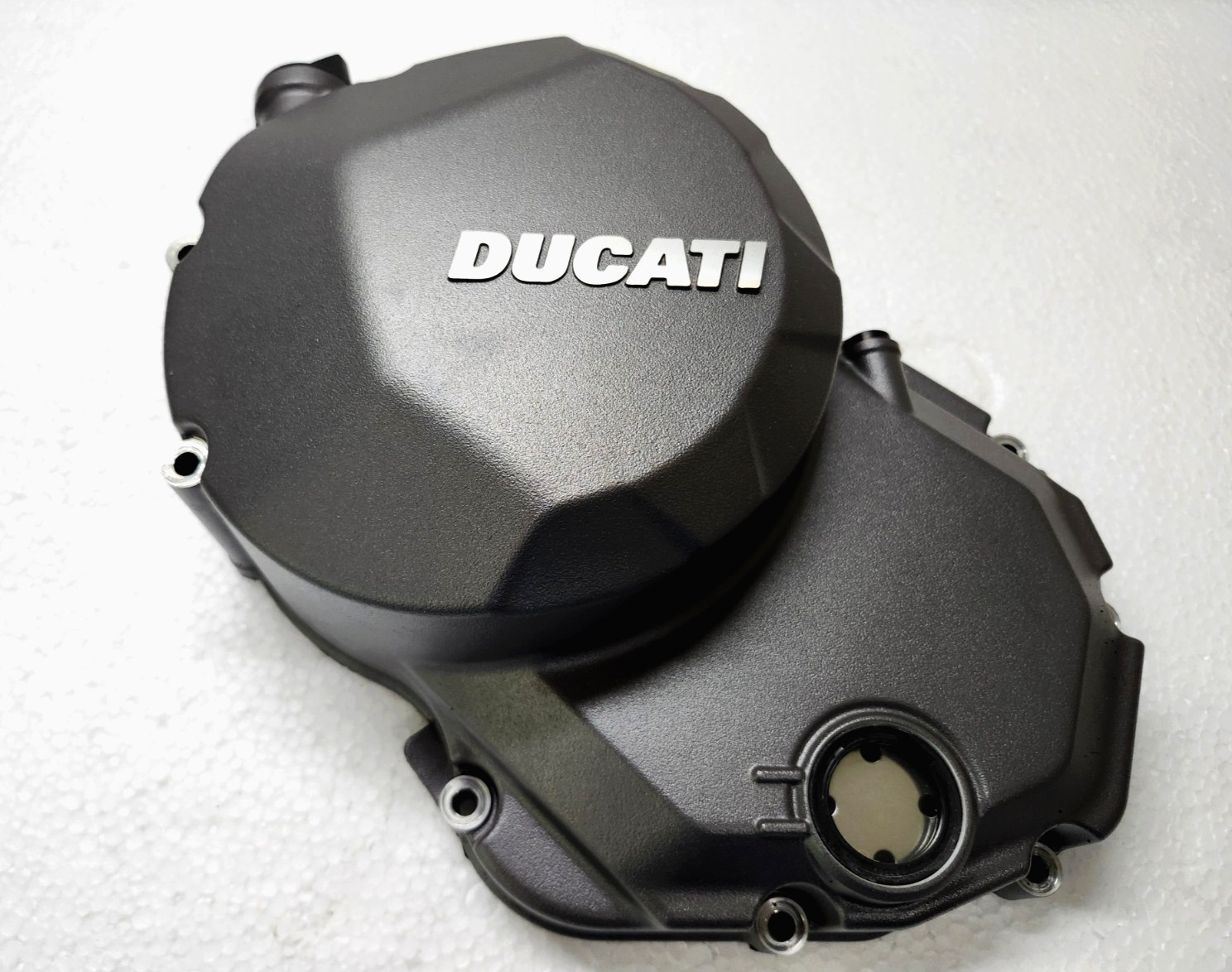 New OEM Dealer Take-Off 19-25 Ducati Hypermotard Multistrada 950 Clutch Cover