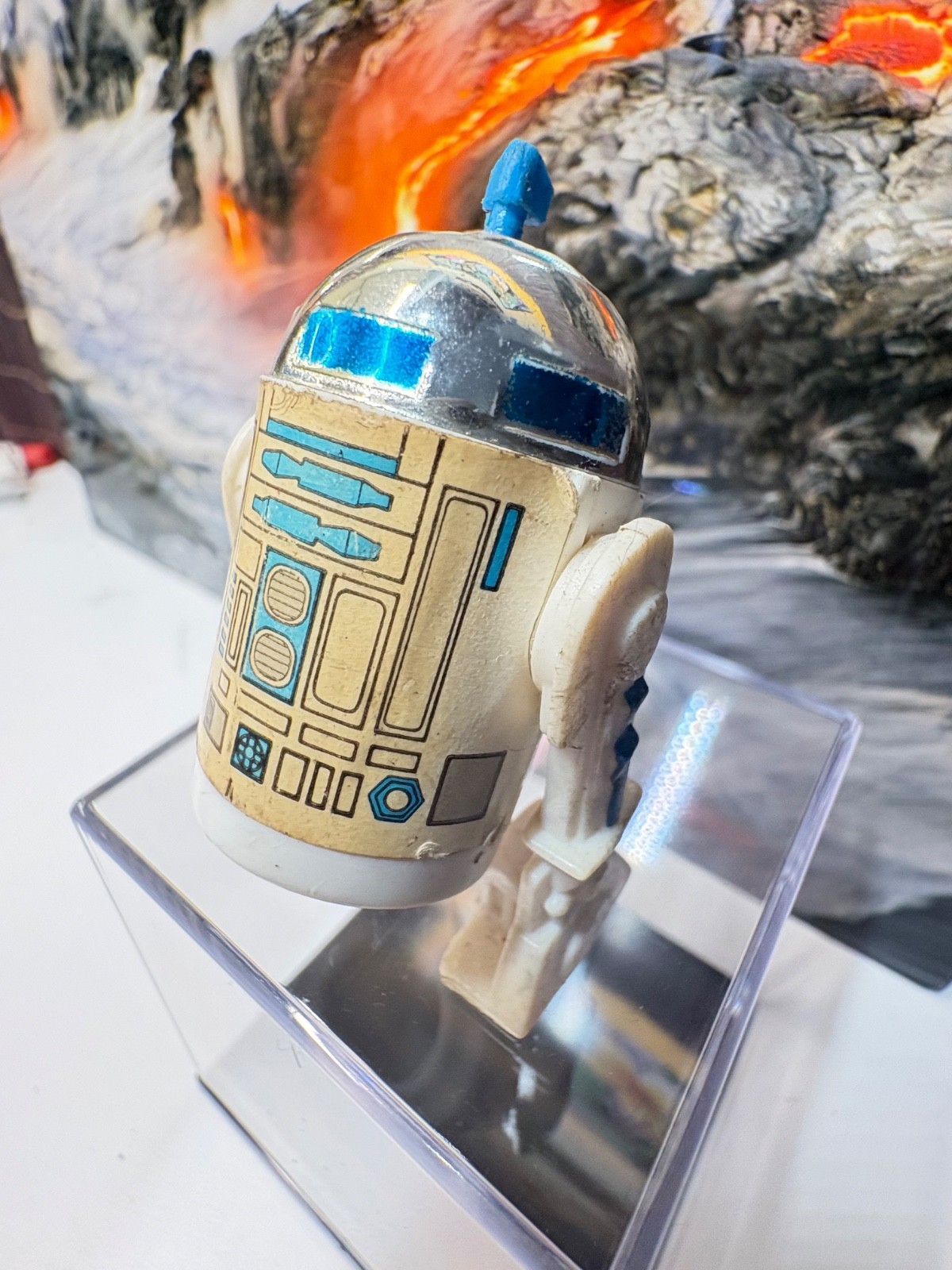 Vintage 1977 Kenner Star Wars R2-D2 with Sensorscope Action Figure Hong Kong