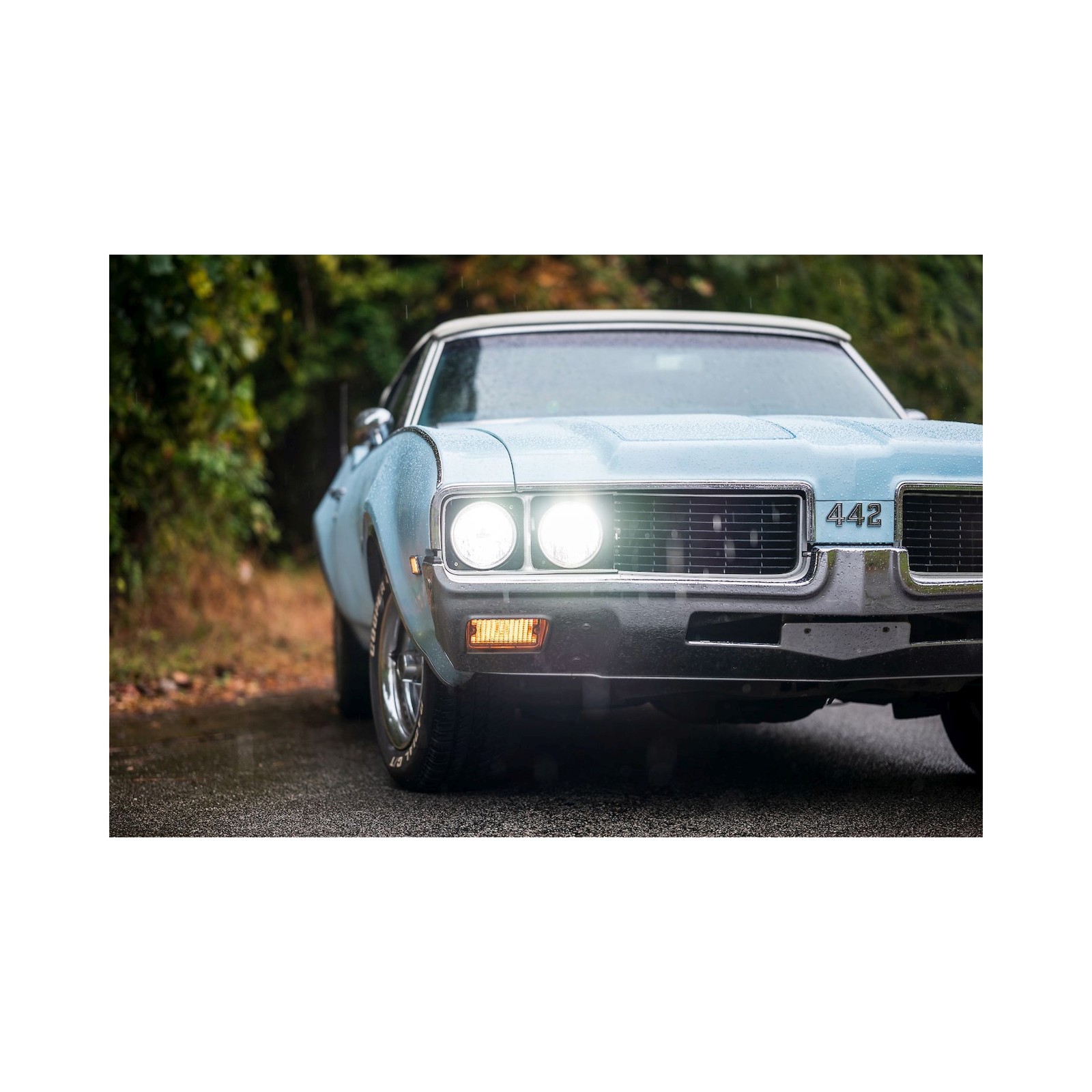 Holley RetroBright LFRB145 Hi/Low LED Headlight 5.75 in Modern White (5700K)