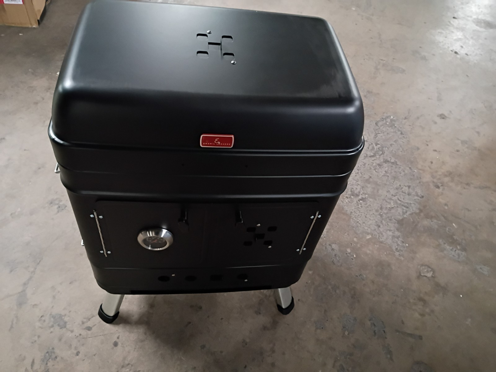 EMERIL LAGASSE SOUTHERN COOKER PORTABLE CHARCOAL GRILL MEAT SMOKER COMBO BLACK EMERIL LAGASSE SOUTHERN COOKER PORTABLE CHARCOAL GRILL MEAT SMOKER COMBO BLACK