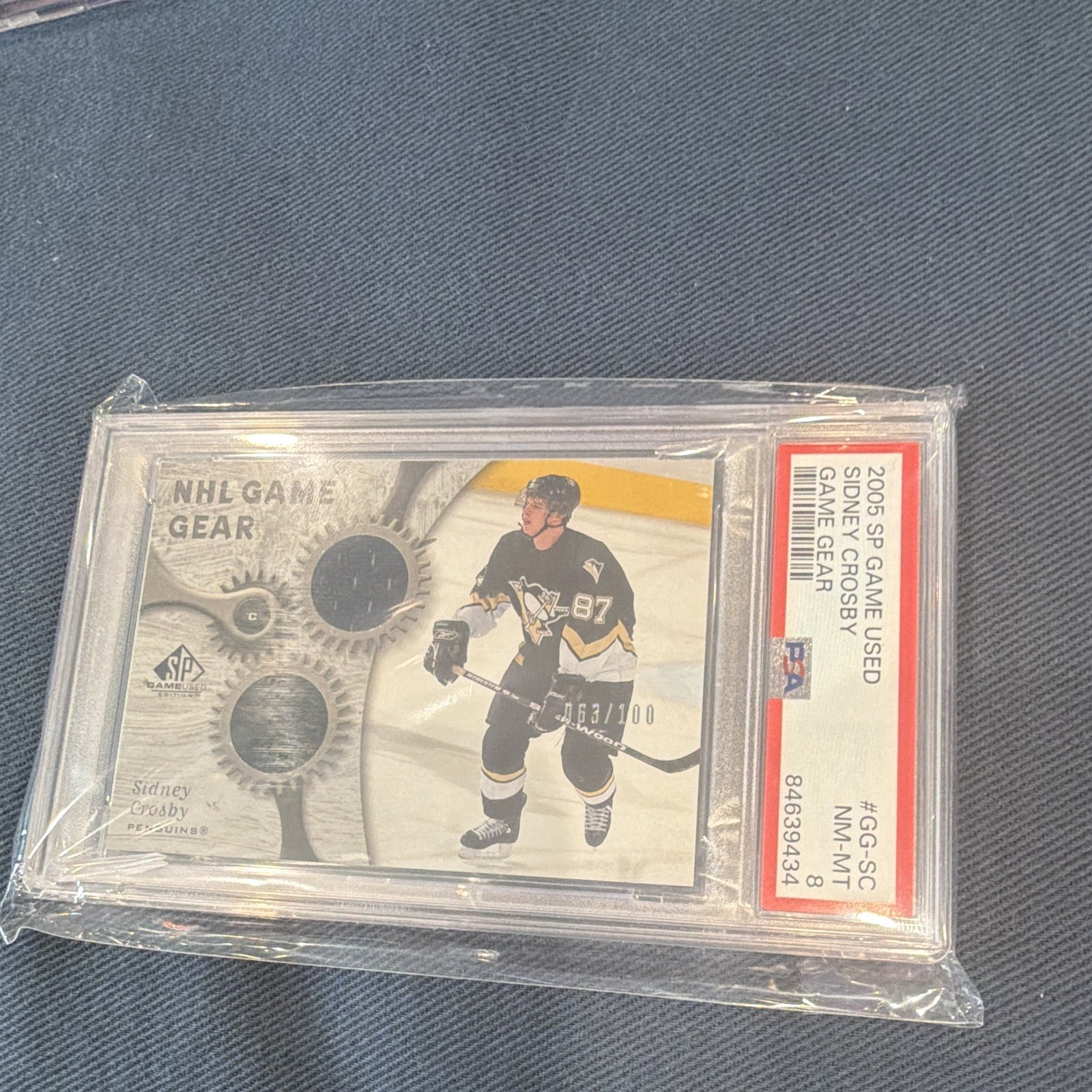 Upper Deck 2005 SP Game Used Sidney Crosby GG-SC NHL Game Gear PSA 9 /100