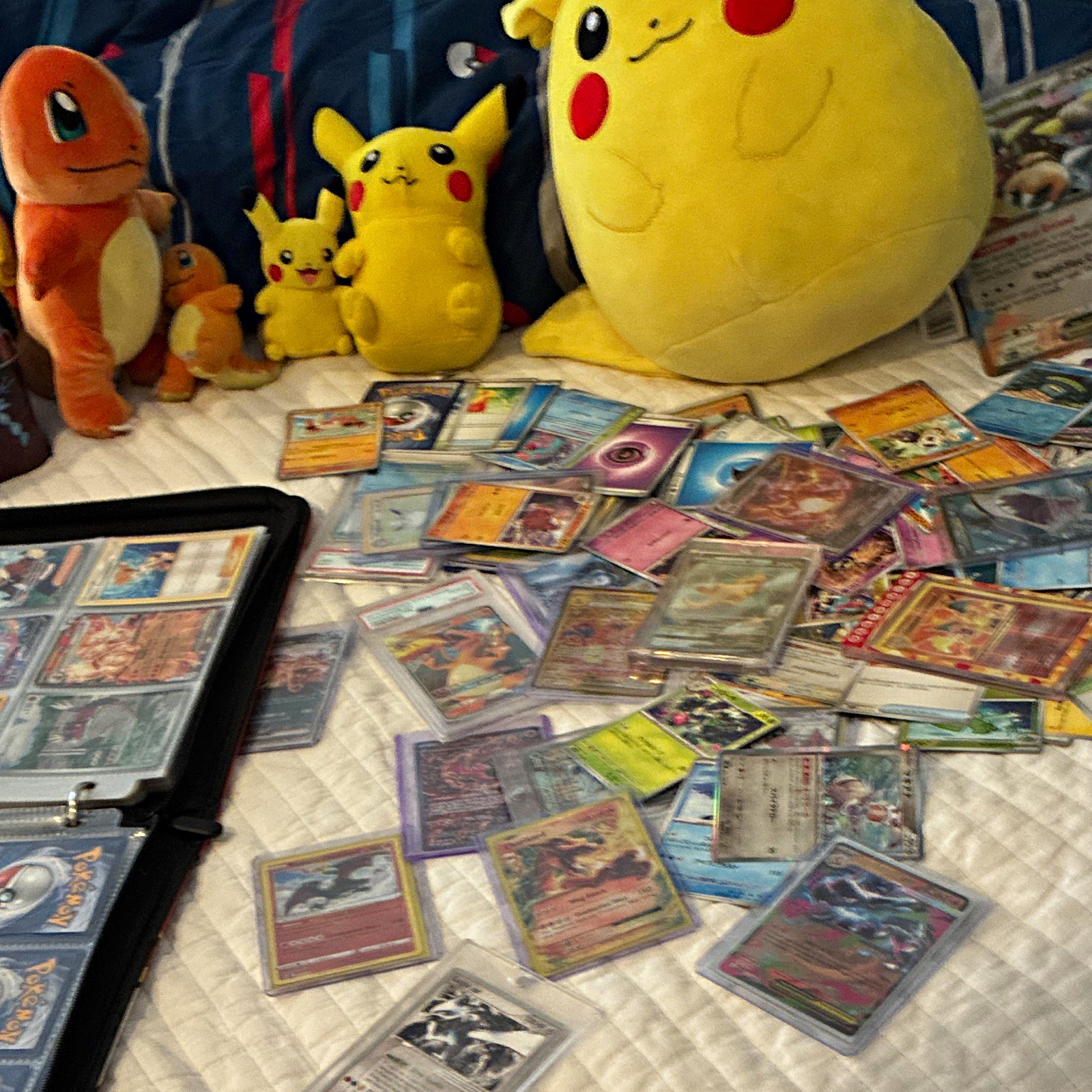 Pokémon TCG Mixed Trading Card Game/CCG Lot Featuring cards from many sets of Pokémon TCG Mixed Trading Card Game/CCG Lot Featuring cards from many sets of