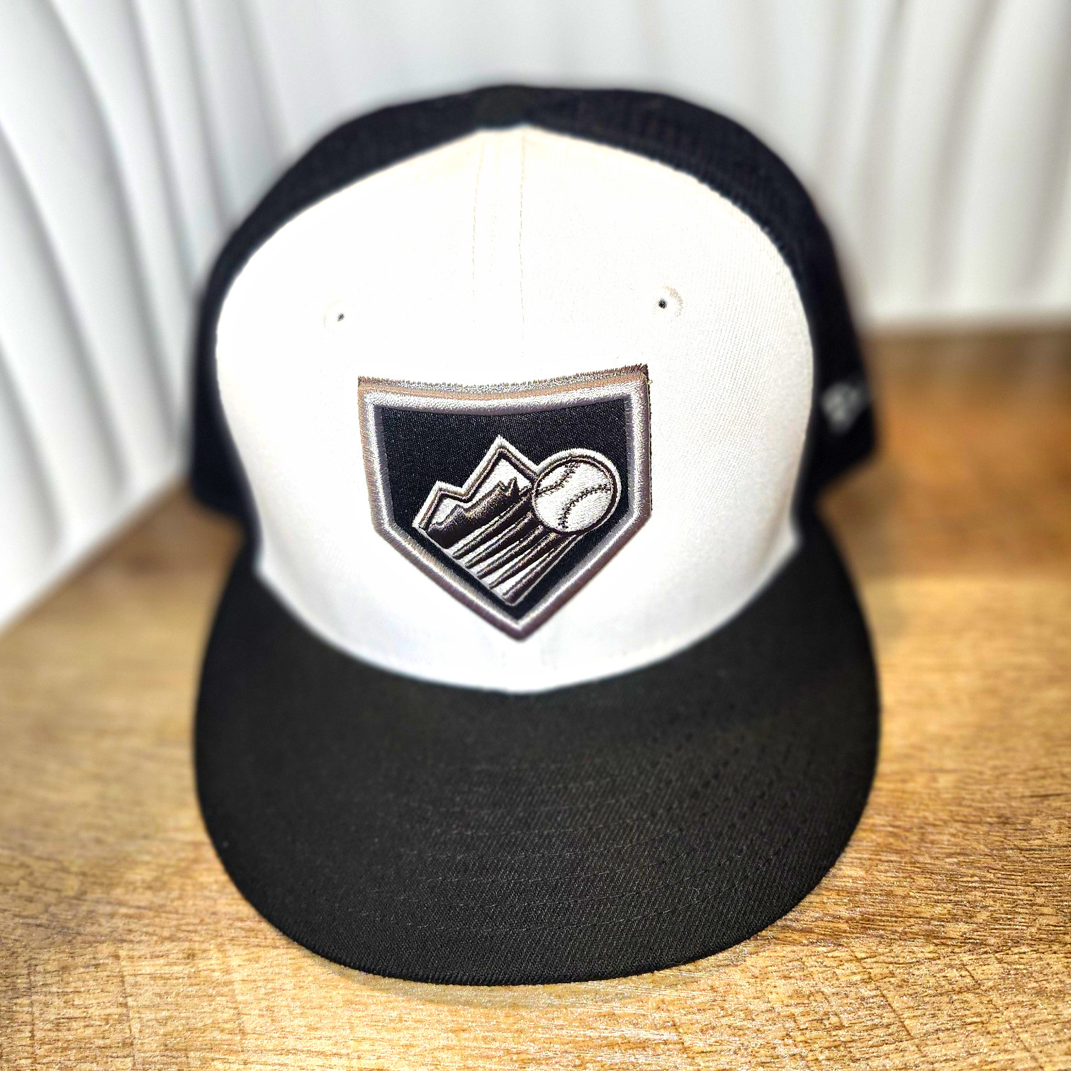 New Era Shoe Palace Exclusive Colorado Rockies 950AF Snapback Hat Chrome Black New Era Shoe Palace Exclusive Colorado Rockies 950AF Snapback Hat Chrome Black
