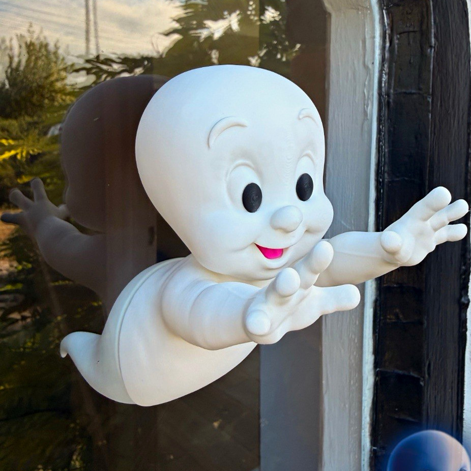 Casper the Friendly Ghost White Plastic Outdoor Window Porch Statue Decor
