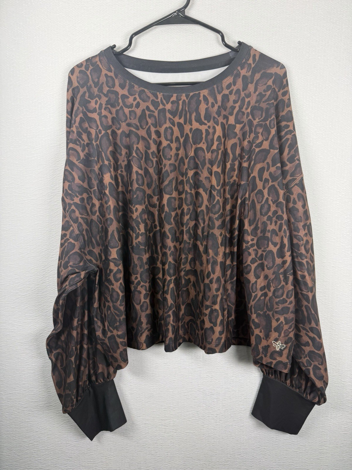 Johnny Was Bee Active French Leopard Top XL Oversized Bishop Sleeve Pullover
