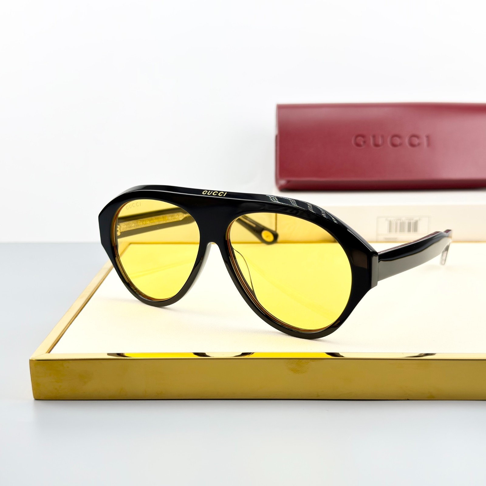 Gucci GG0479S Black Frame Yellow Lens Aviator Sunglasses New w/ Case