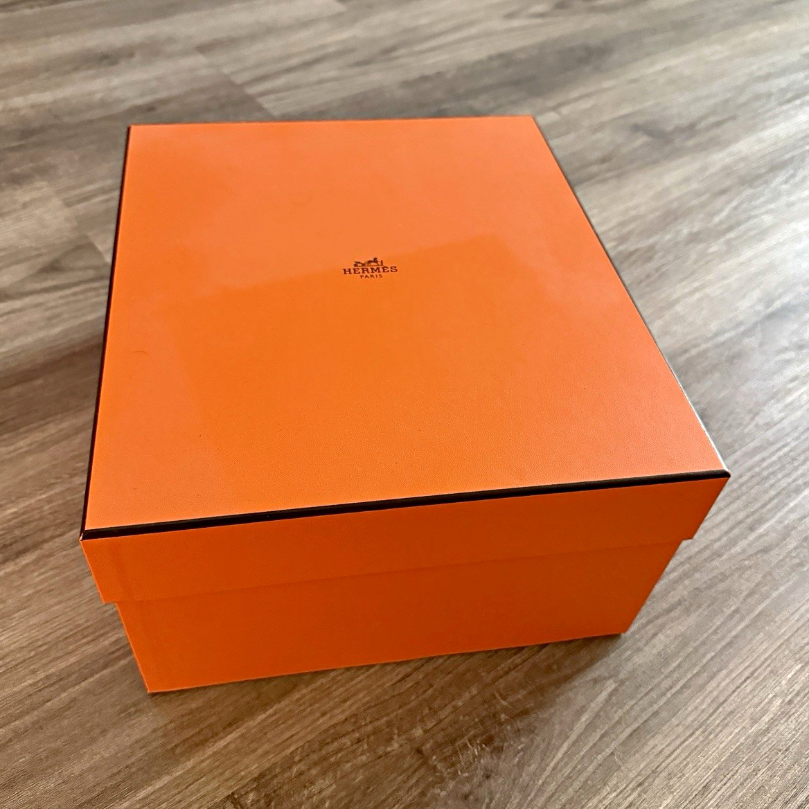Hermès Birkin 25 Empty Box w/ Dust Bag, Key Bag, Rain Cover & Care Instructions Hermès Birkin 25 Empty Box w/ Dust Bag, Key Bag, Rain Cover & Care Instructions