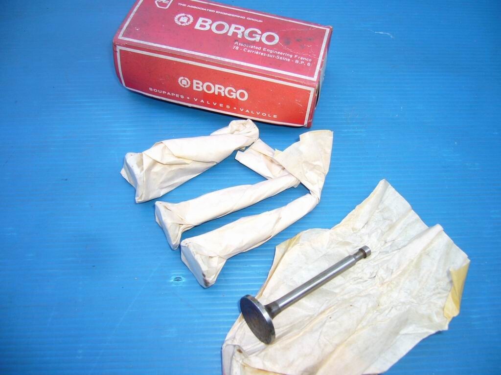 4 Exhaust Valves AElite For Renault 4CV Dauphine Floride Ondine Gordini