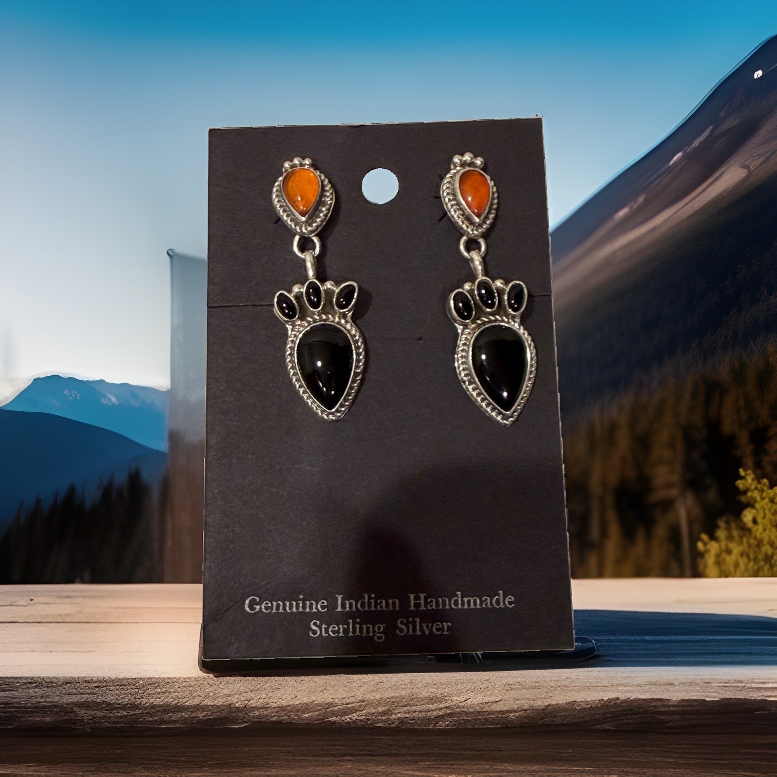 Vintage Navajo Sterling Silver Spiny Oyster & Black Onyx Dangle Post Earrings Vintage Navajo Sterling Silver Spiny Oyster & Black Onyx Dangle Post Earrings