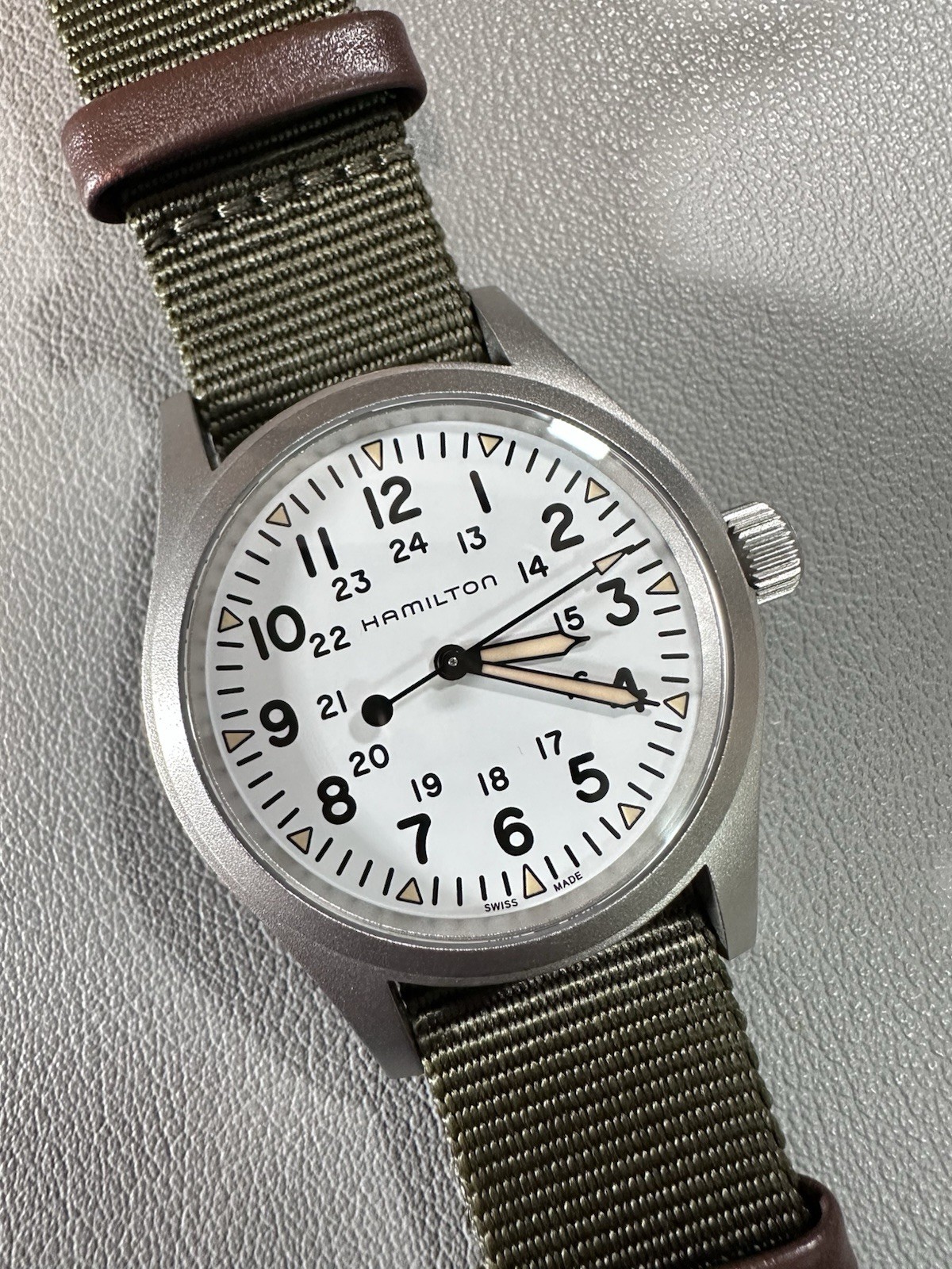 Hamilton Khaki Field Mechanical 38mm White Dial H69439411 Men’s Swiss Watch Hamilton Khaki Field Mechanical 38mm White Dial H69439411 Men’s Swiss Watch