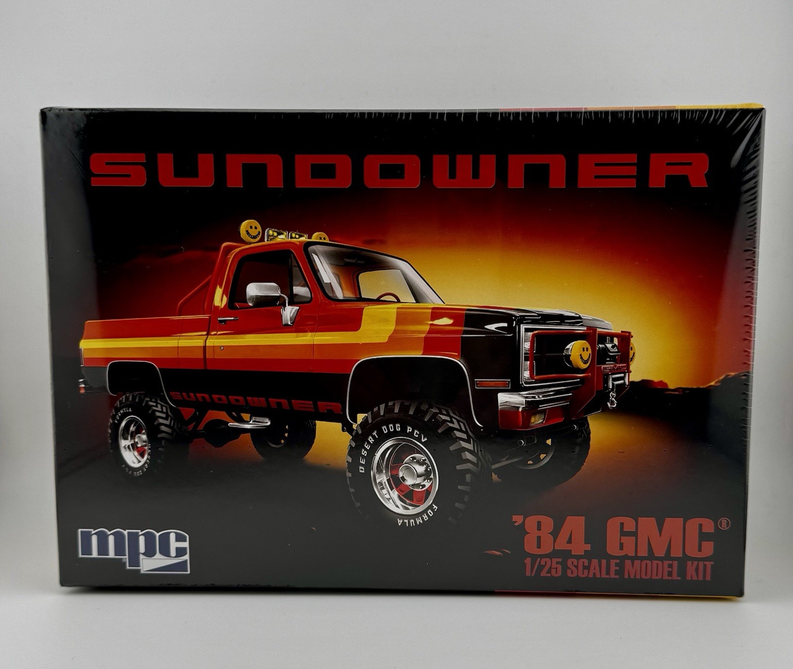 MPC Model Kits 1984 GMC Sundowner 1:25 MPC1025 HTF RARE NEW GMC Truck MPC Model Kits 1984 GMC Sundowner 1:25 MPC1025 HTF RARE NEW GMC Truck