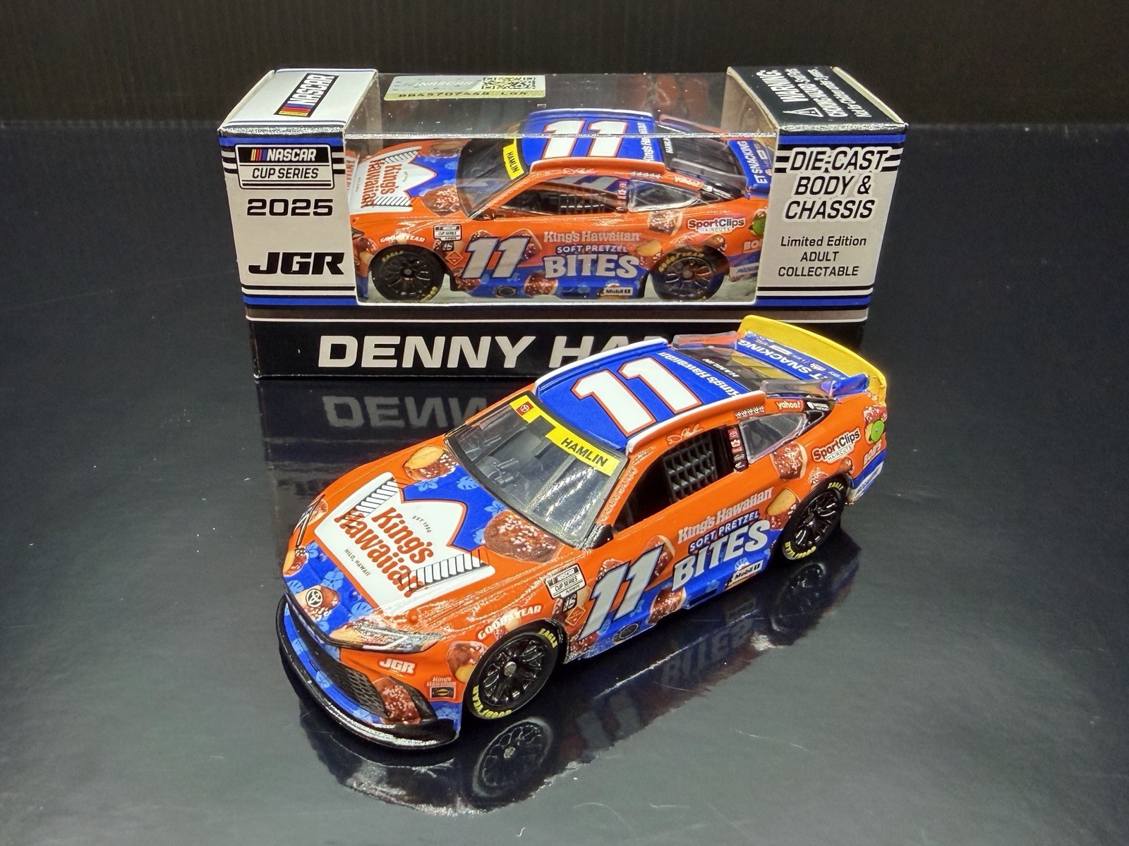 2025 Denny Hamlin 1:64 #11 King’s Hawaiian Soft Pretzel Bites Diecast