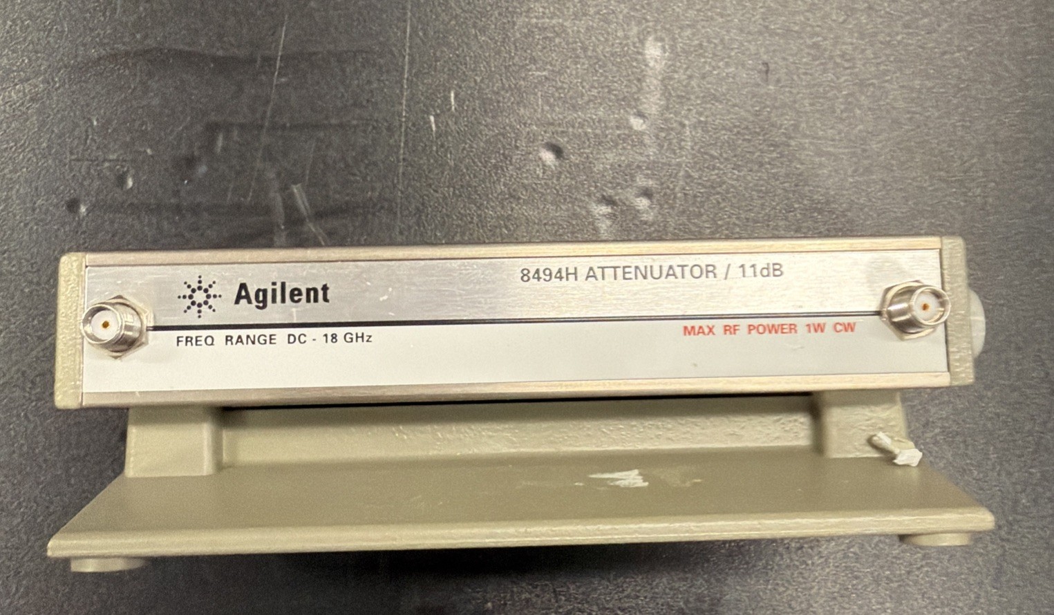 HP Keysight Agilent 8494B Step Attenuator DC to 18 GHz, 0 to 11 dB no cable