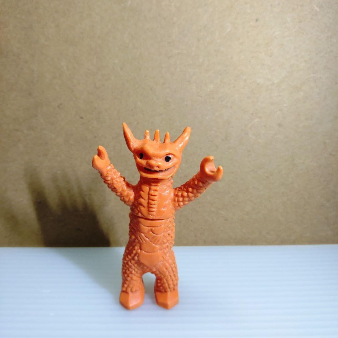 Bullmark Ultraman Gyango Mini Sofubi Collectible 15+