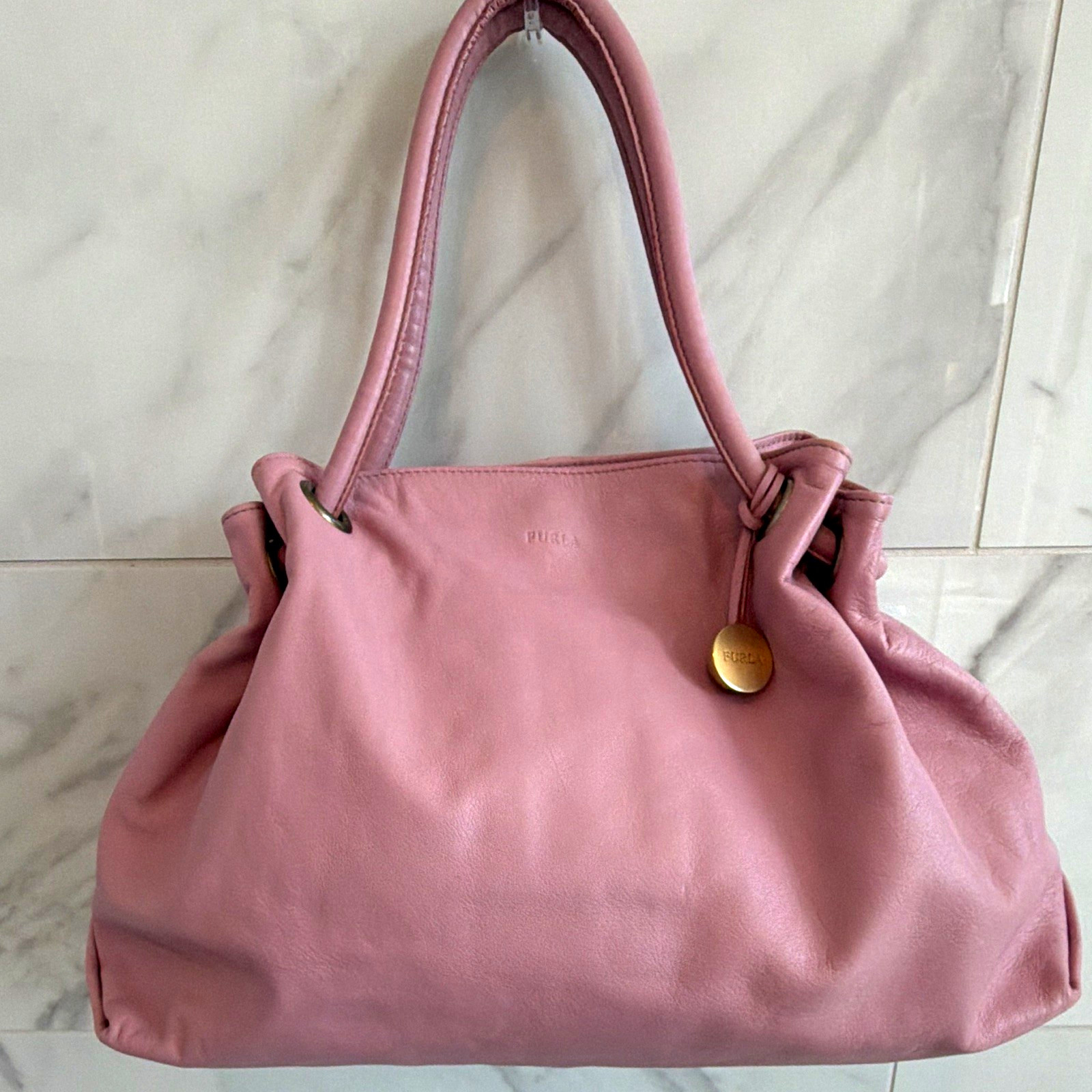 Furla Pink Leather Shoulder / Handle Bag Snap Closure Gold Hardware Furla Pink Leather Shoulder / Handle Bag Snap Closure Gold Hardware