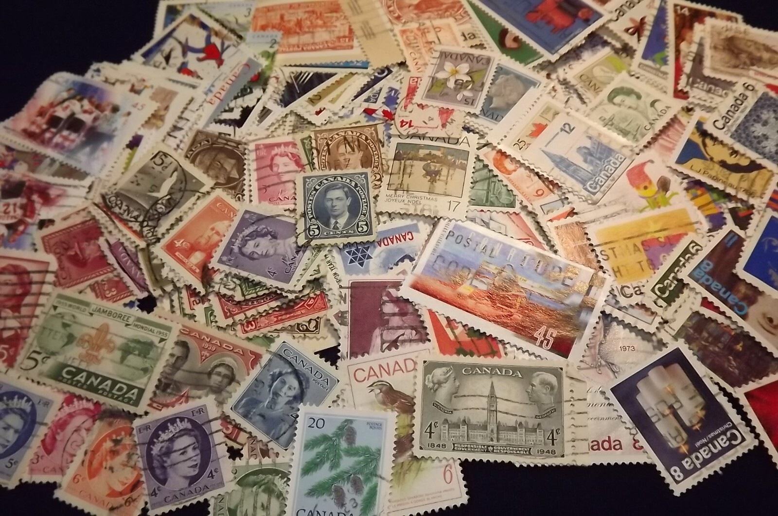 Older CANADIAN Stamp Lot - over 300 All Different Older CANADIAN Stamp Lot - over 300 All Different